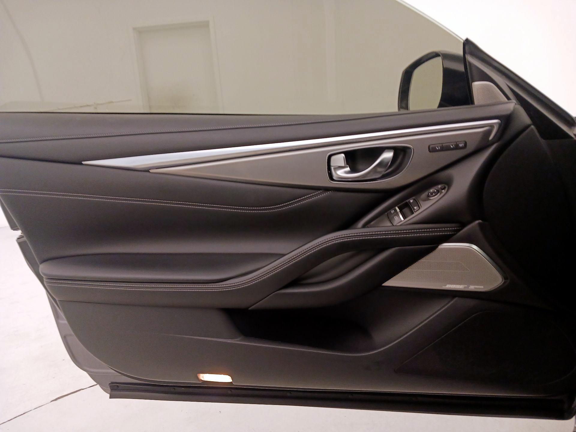 Thumbnail: 2017 INFINITI Q60 - 12