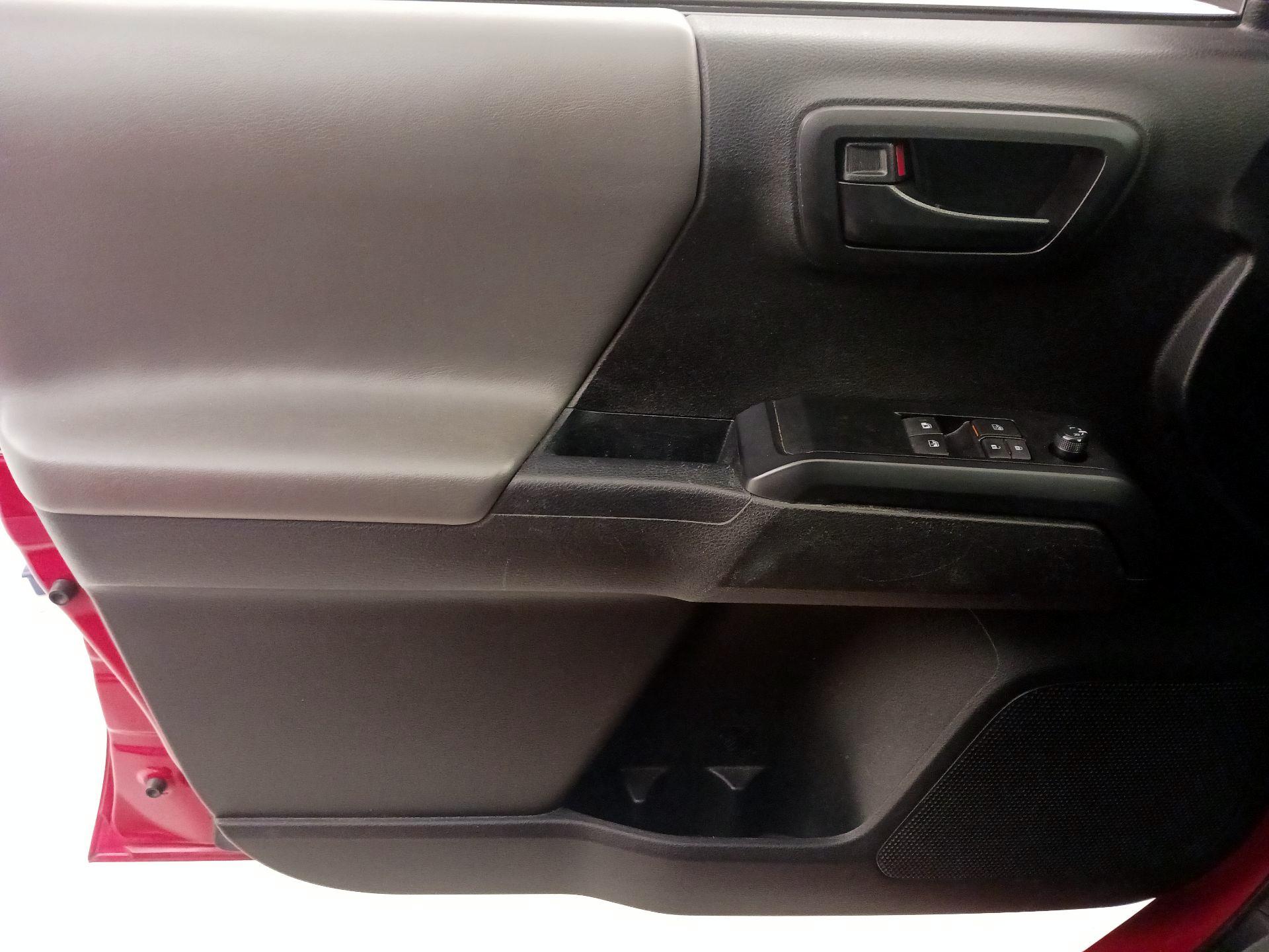 Thumbnail: 2023 Toyota Tacoma - 12