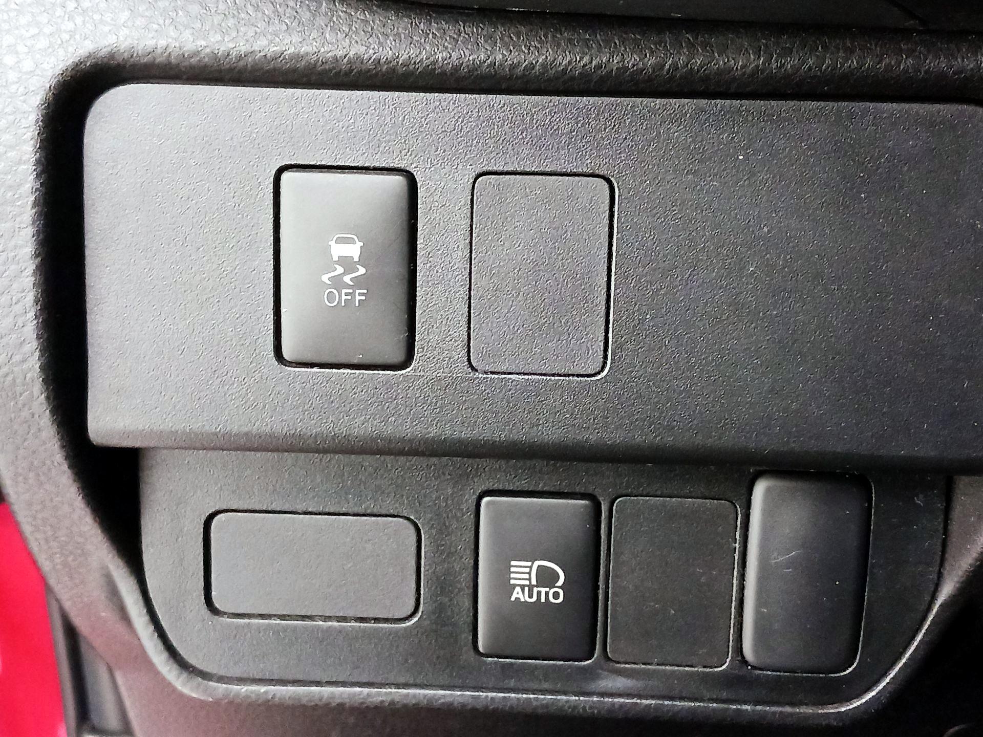 Thumbnail: 2023 Toyota Tacoma - 13