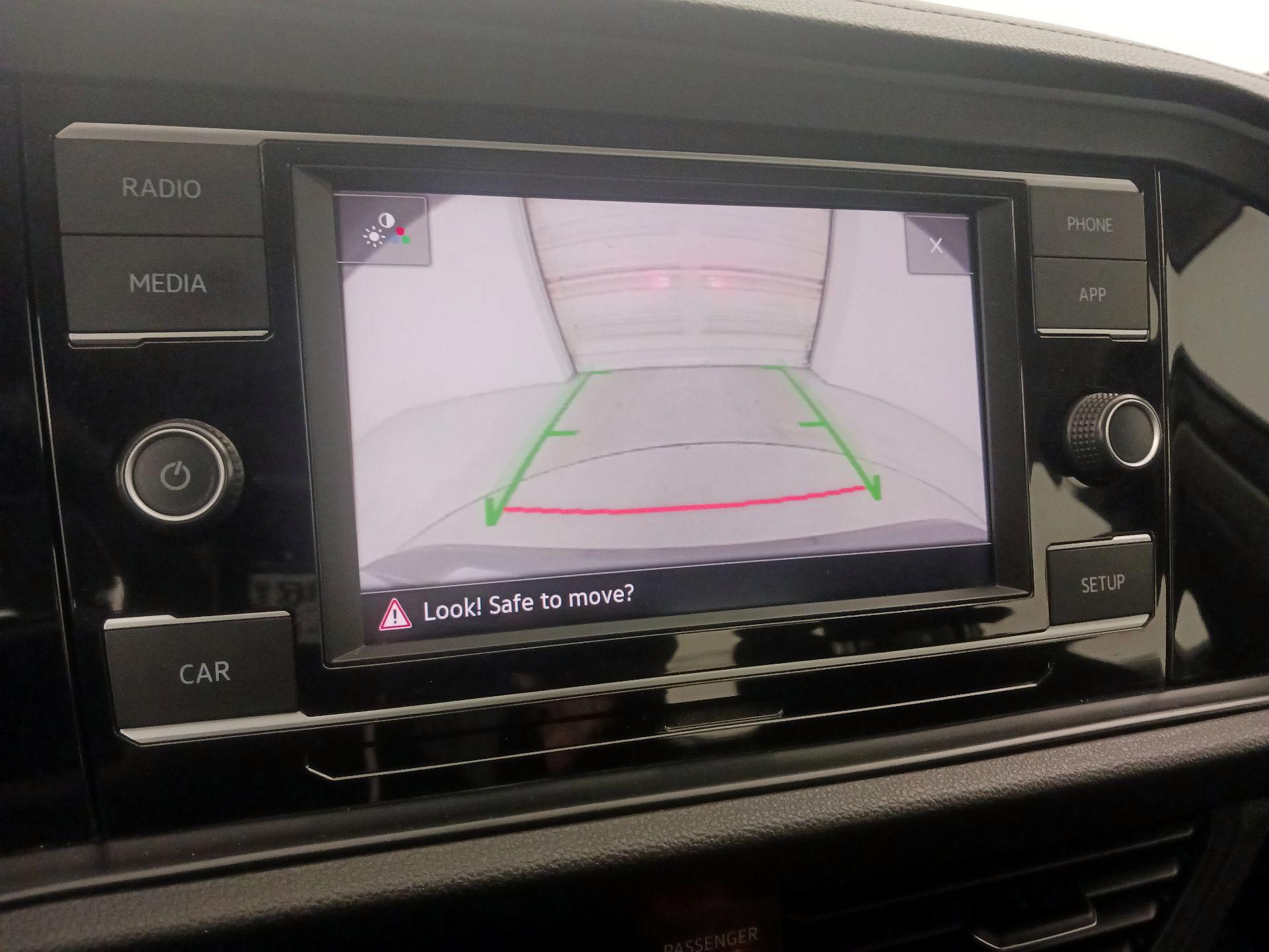 Thumbnail: 2019 Volkswagen Jetta - 14