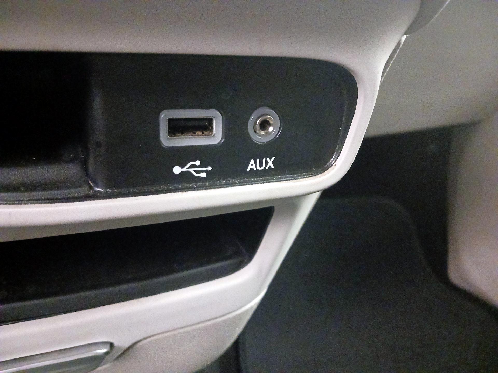 Thumbnail: 2020 Chrysler Pacifica - 19