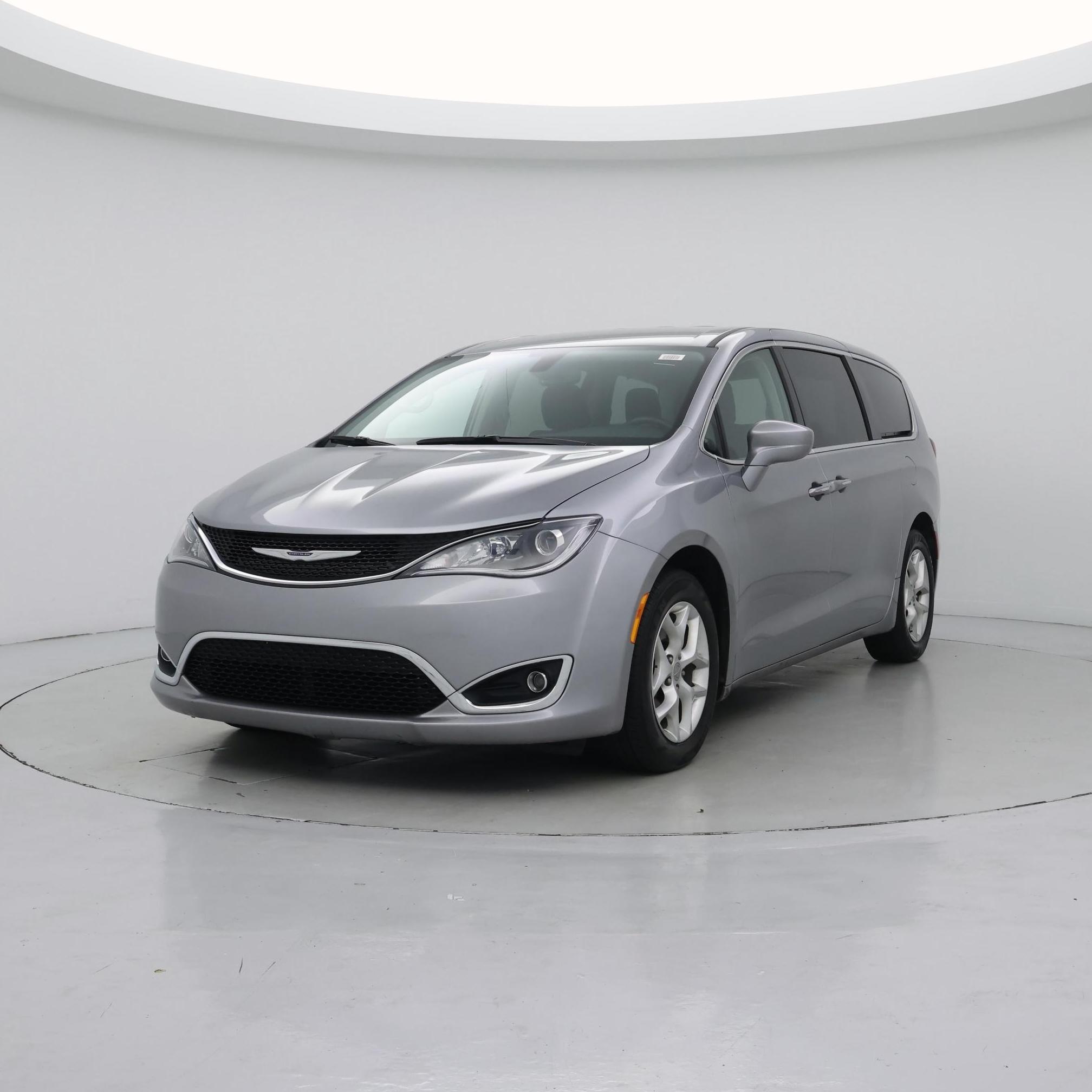 Thumbnail: 2020 Chrysler Pacifica - 4