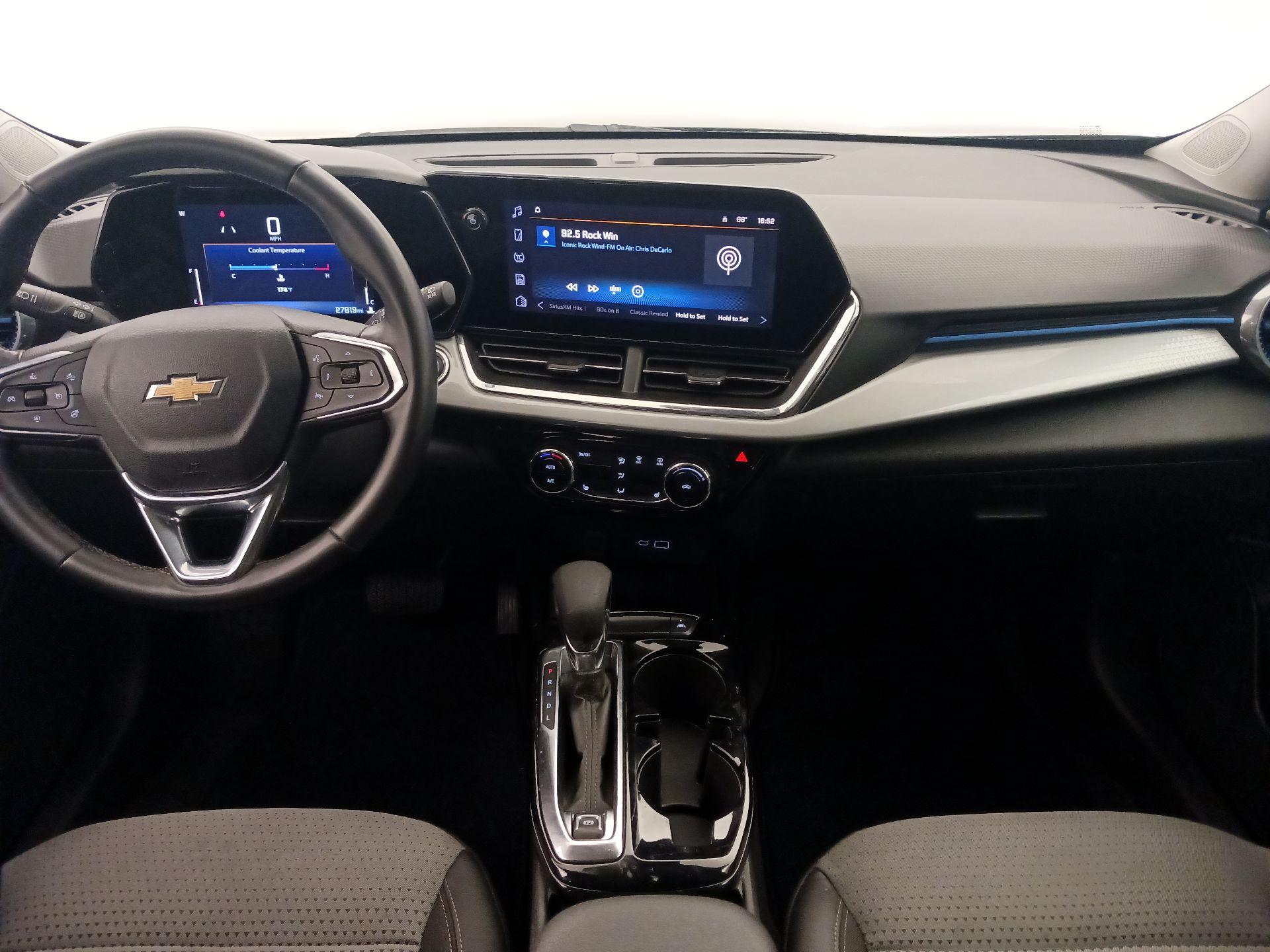 Thumbnail: 2025 Chevrolet Trax - 9