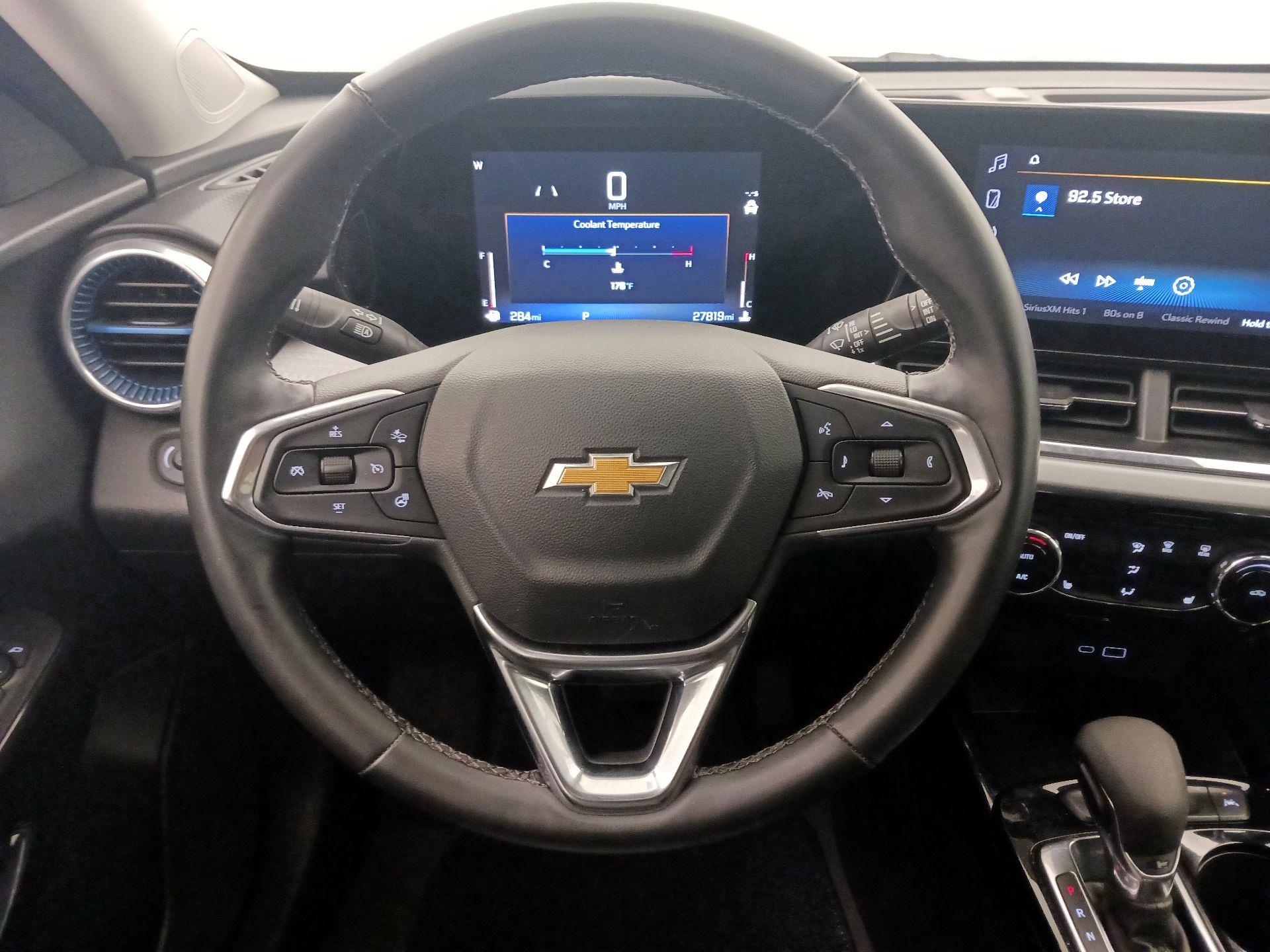 Thumbnail: 2025 Chevrolet Trax - 10