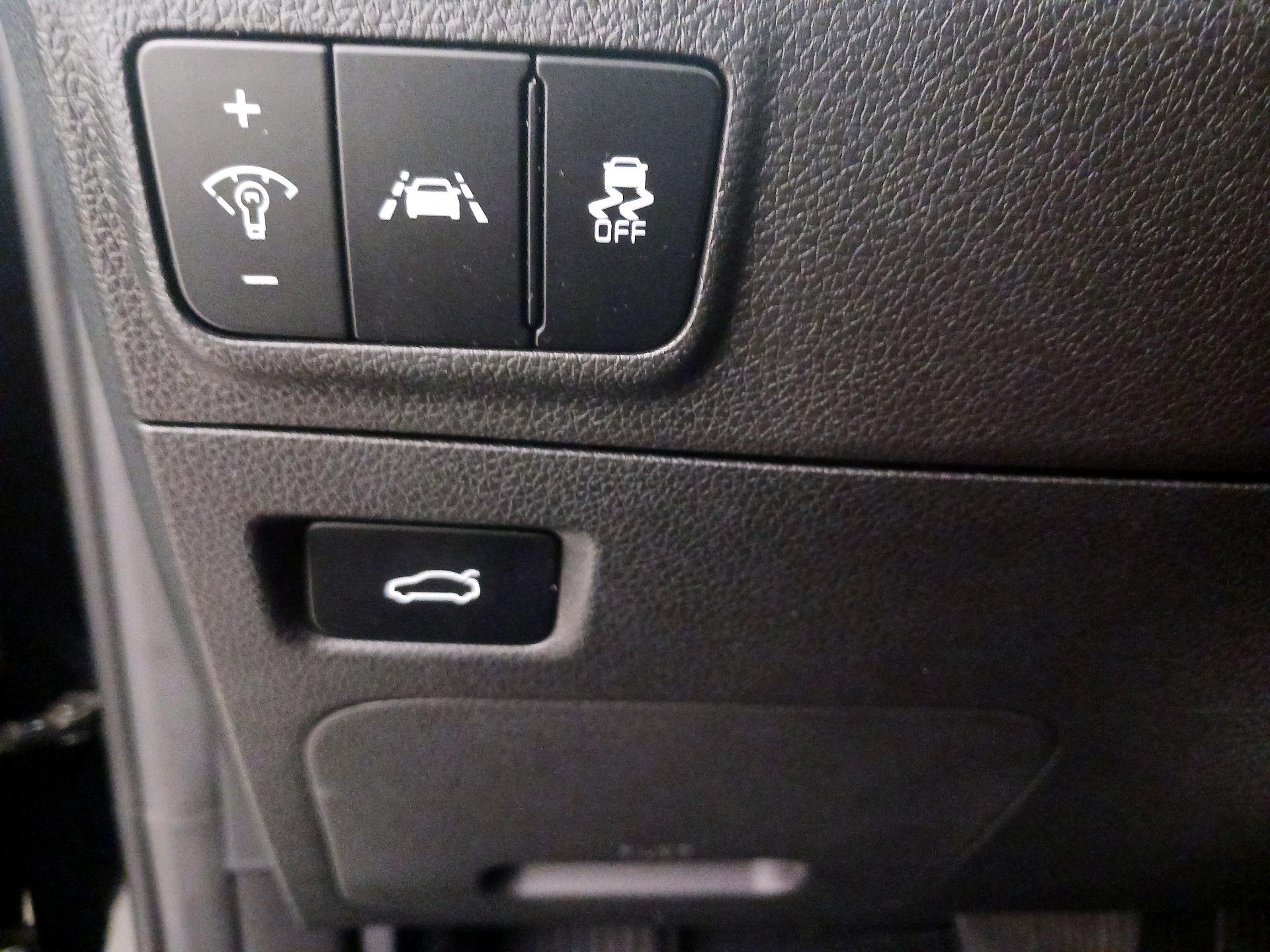 Thumbnail: 2023 Kia K5 - 13