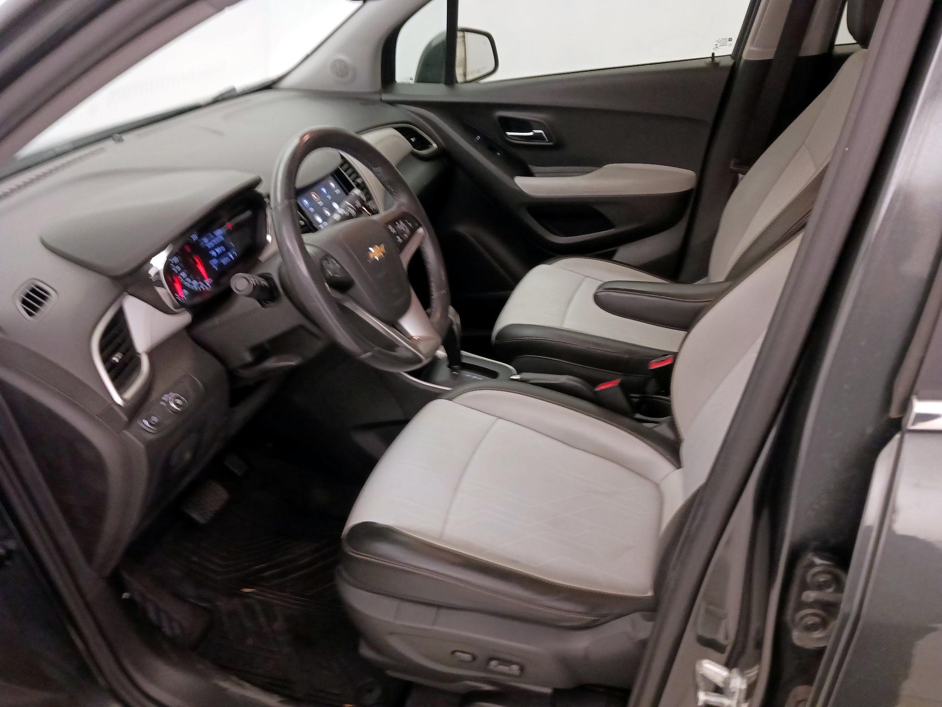 Thumbnail: 2020 Chevrolet Trax - 11