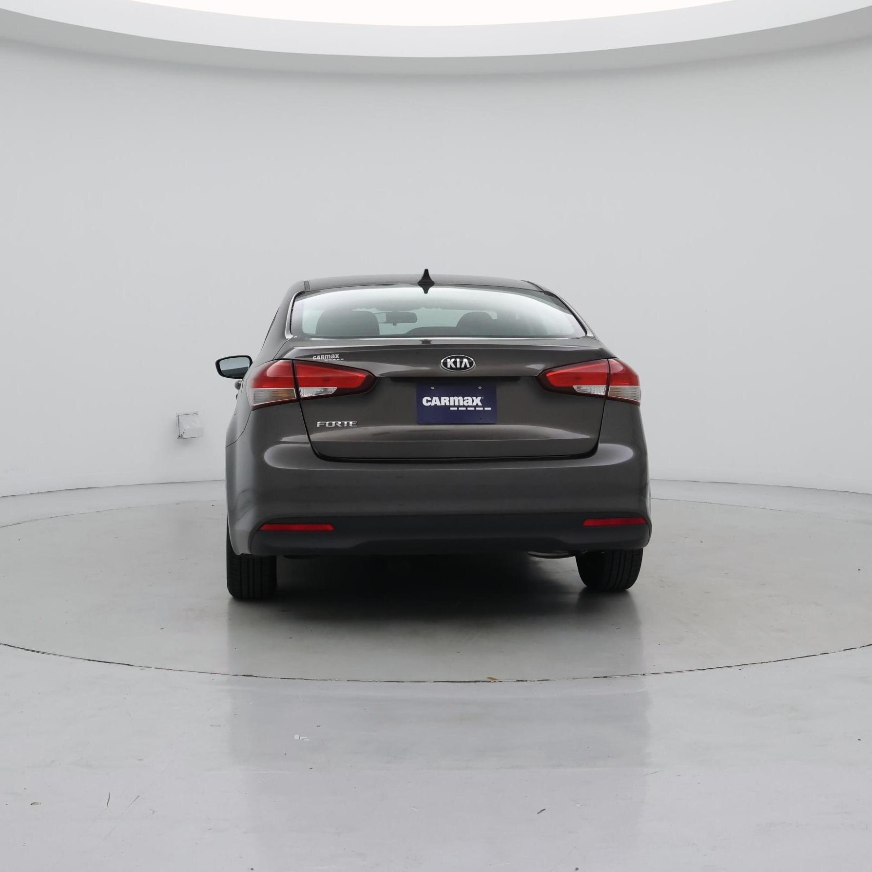 Thumbnail: 2018 Kia Forte - 6