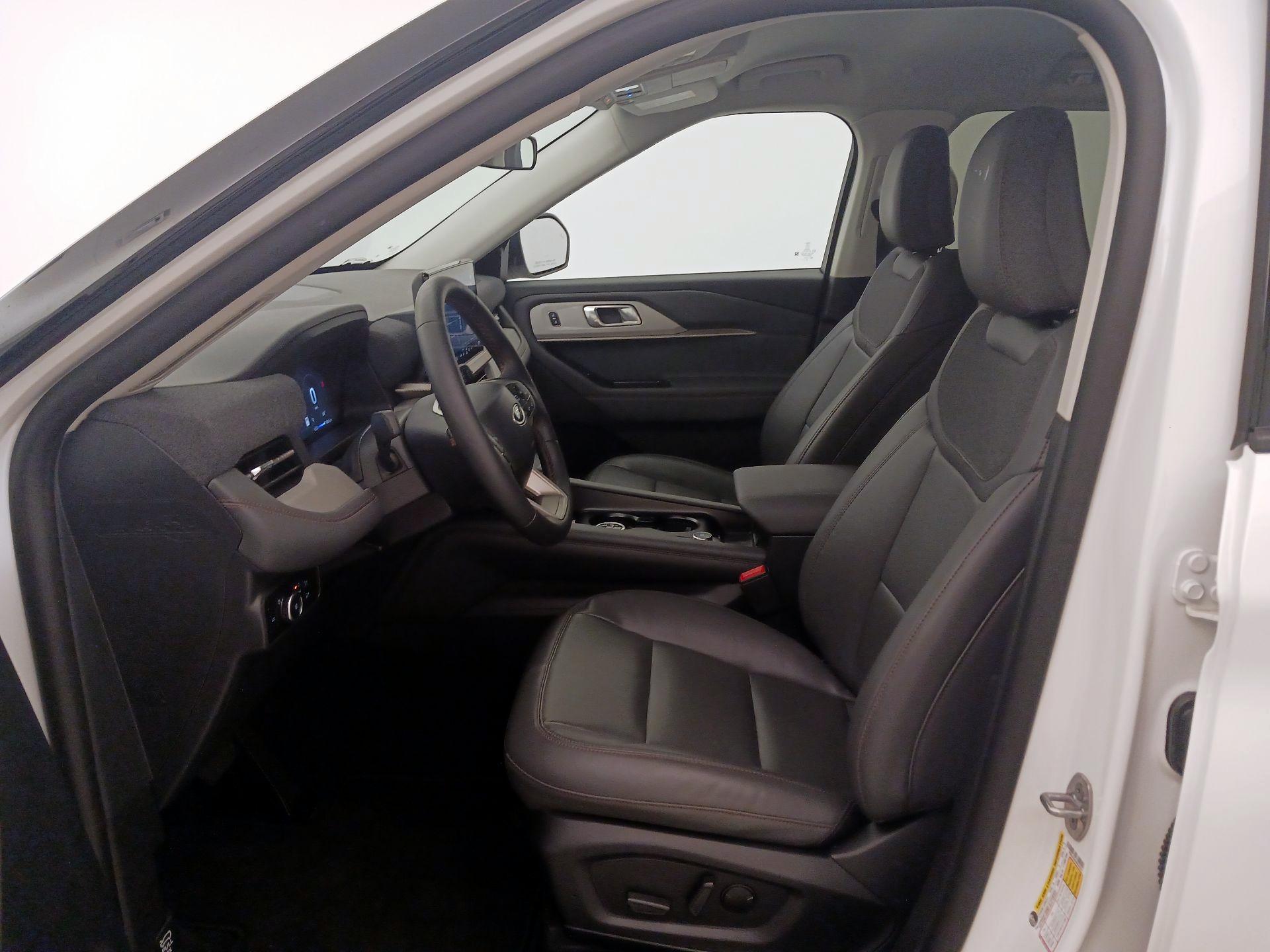 Thumbnail: 2025 Ford Explorer - 11