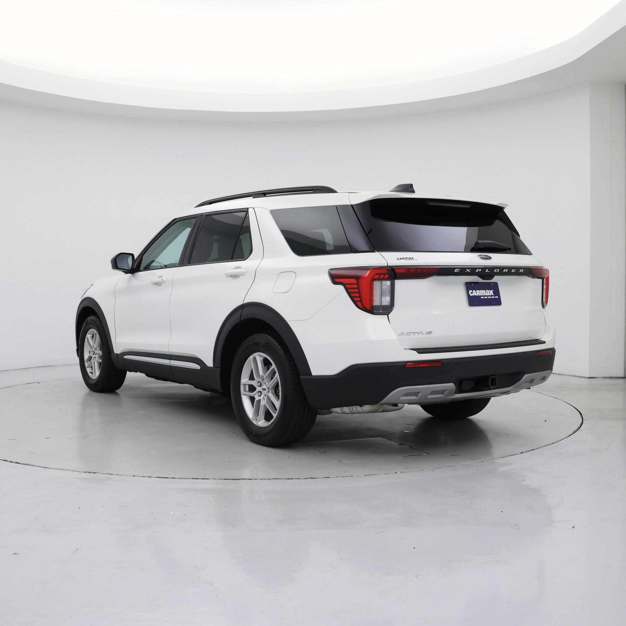 Thumbnail: 2025 Ford Explorer - 2