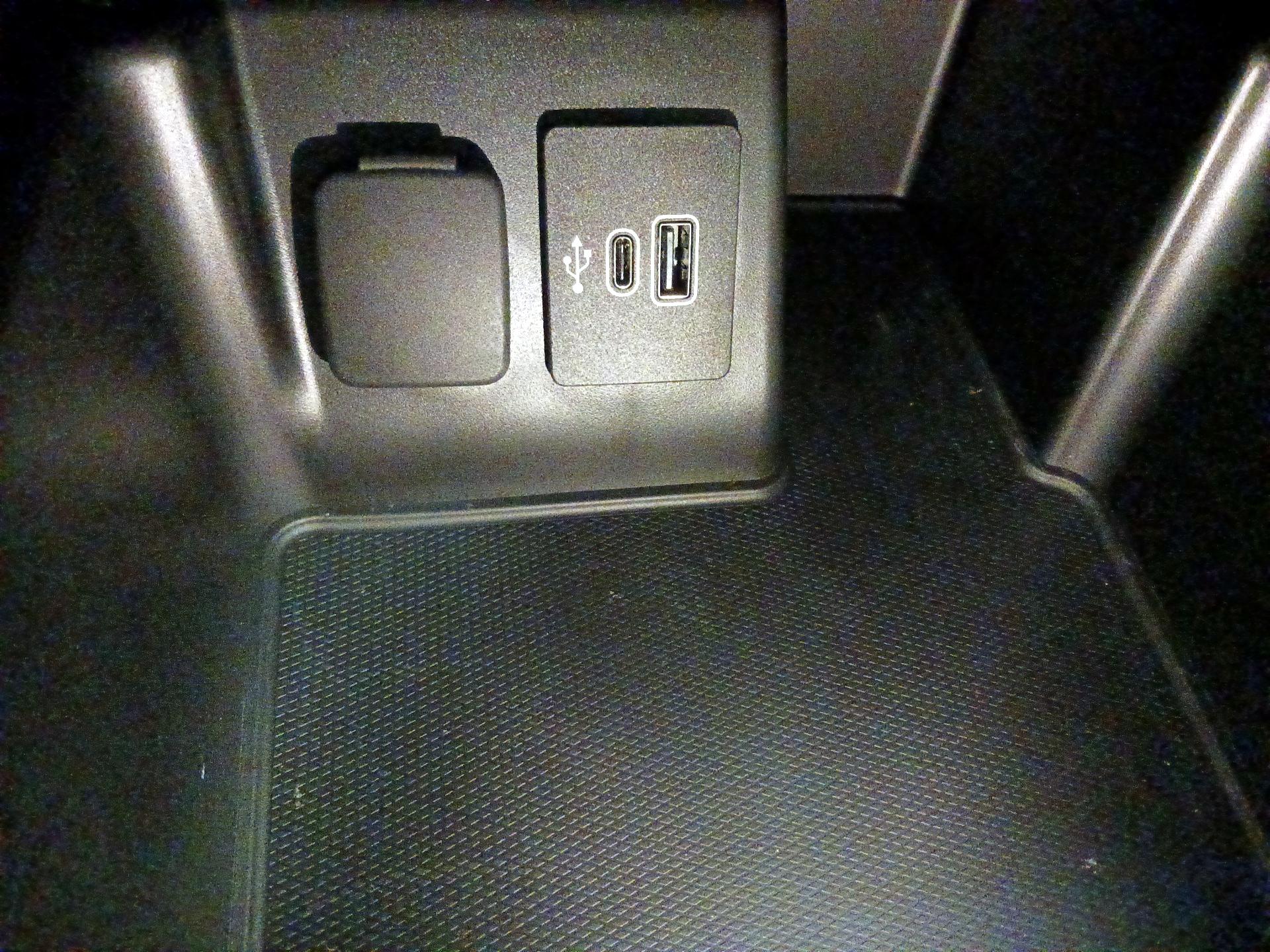 Thumbnail: 2025 Ford Explorer - 19