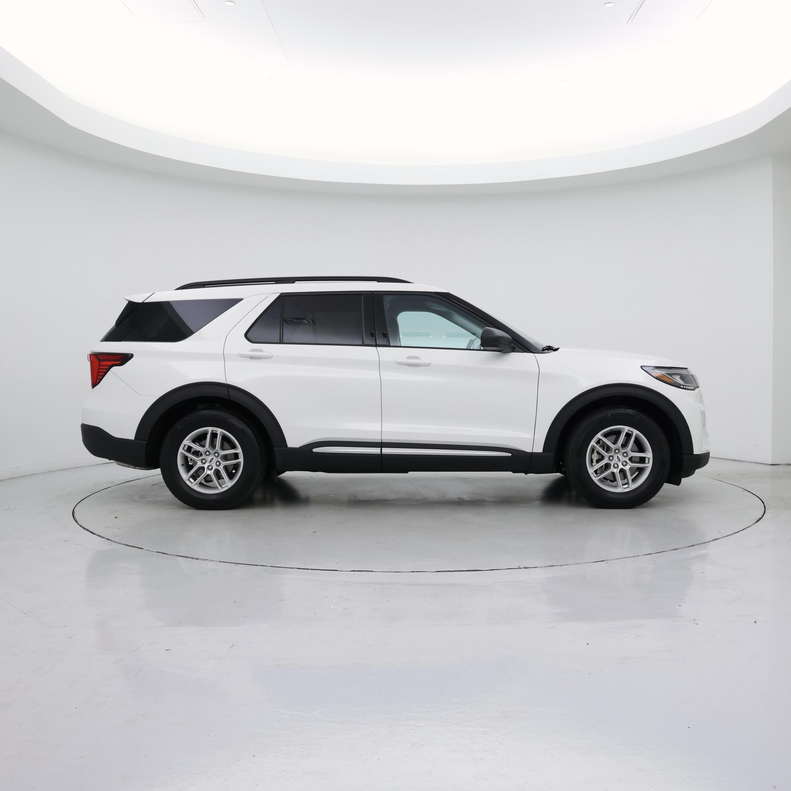 Thumbnail: 2025 Ford Explorer - 7