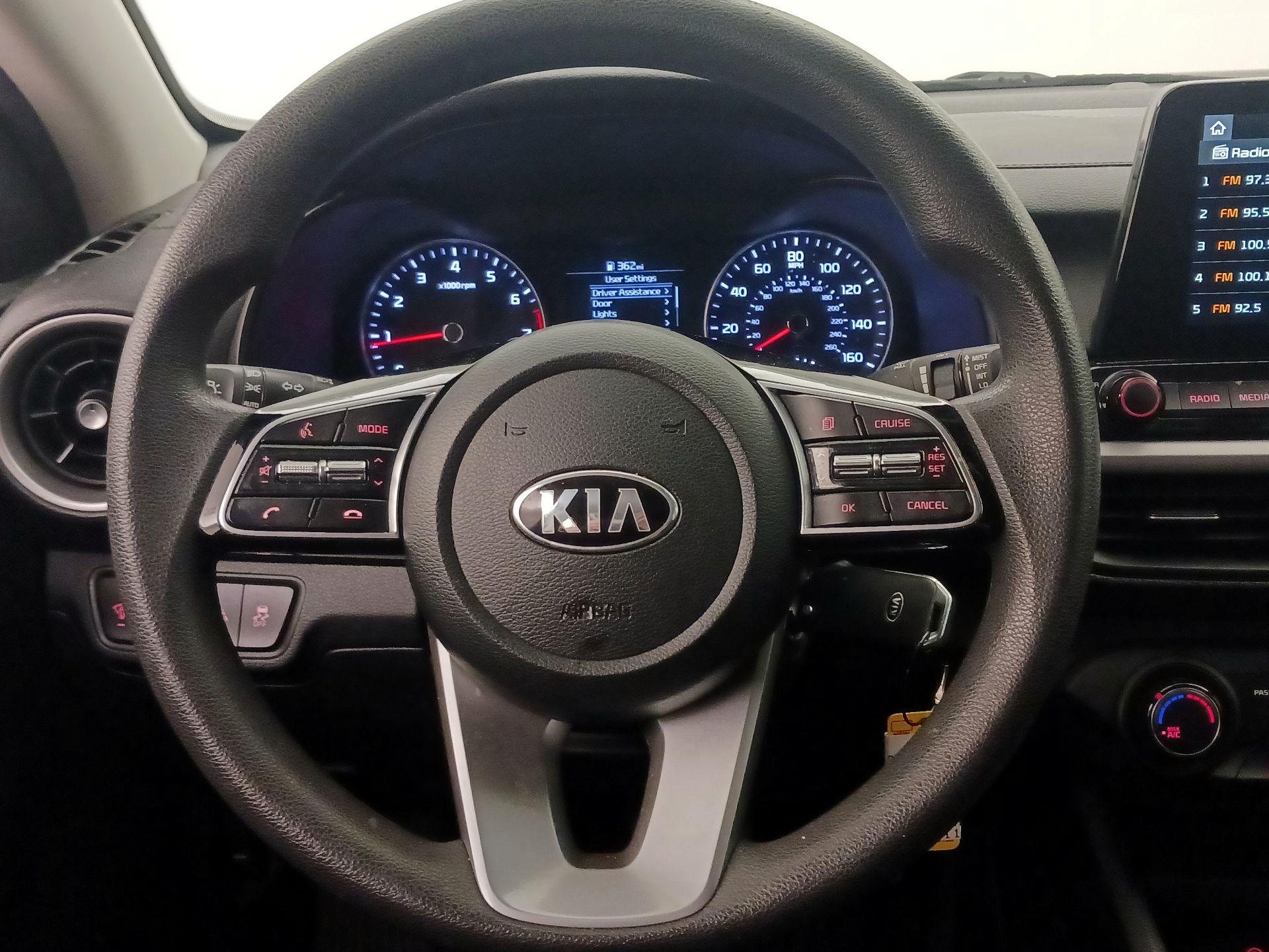 Thumbnail: 2021 Kia Forte - 10