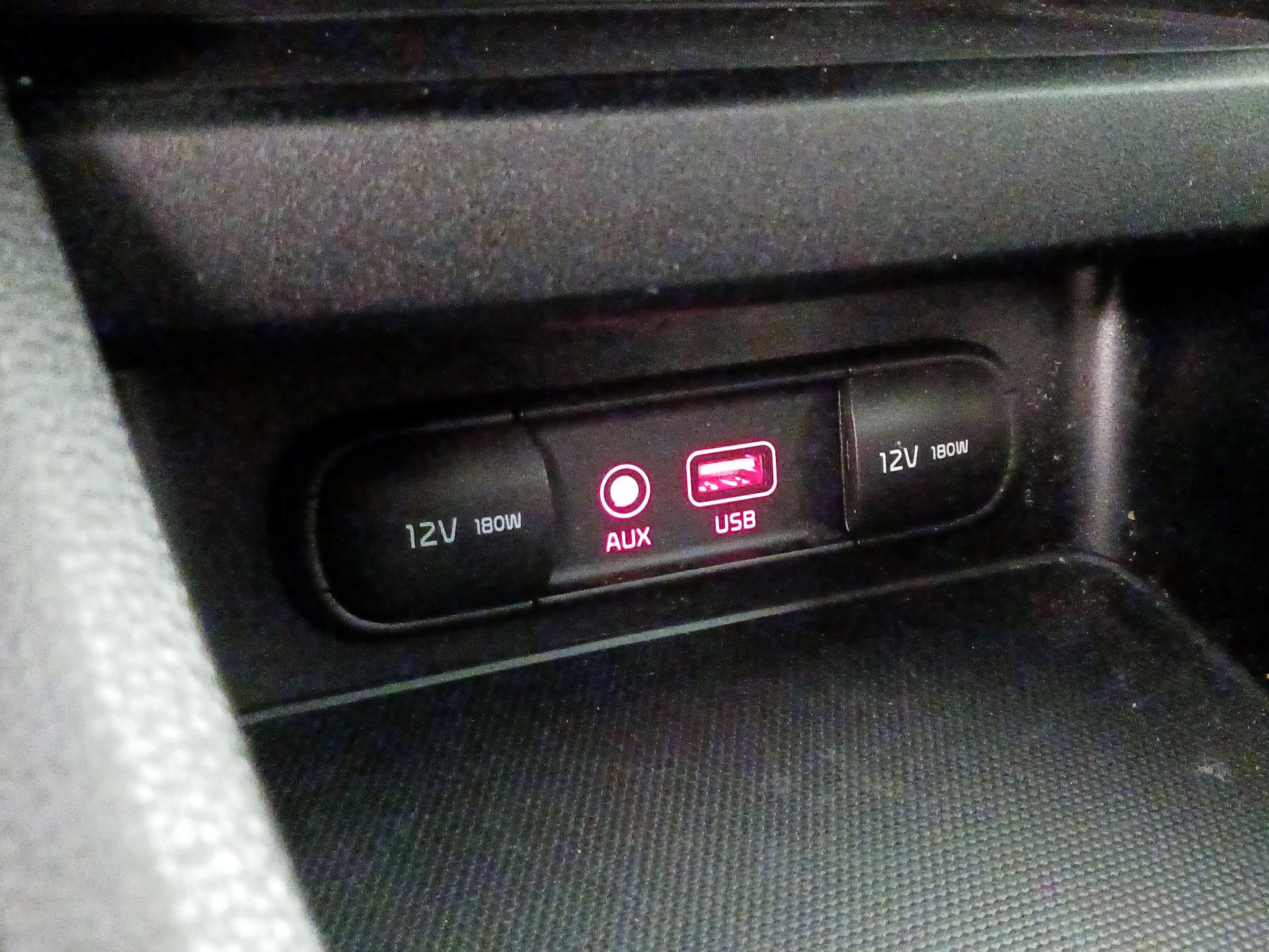 Thumbnail: 2021 Kia Forte - 18