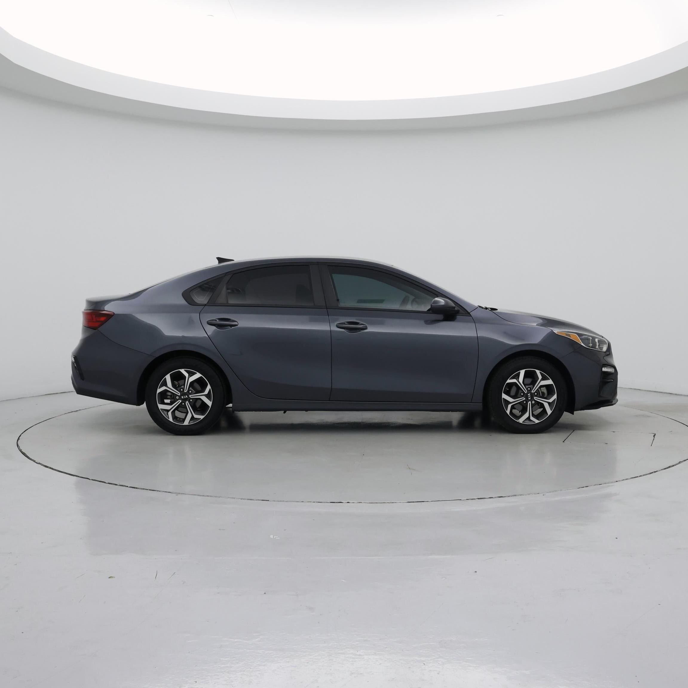 Thumbnail: 2021 Kia Forte - 7