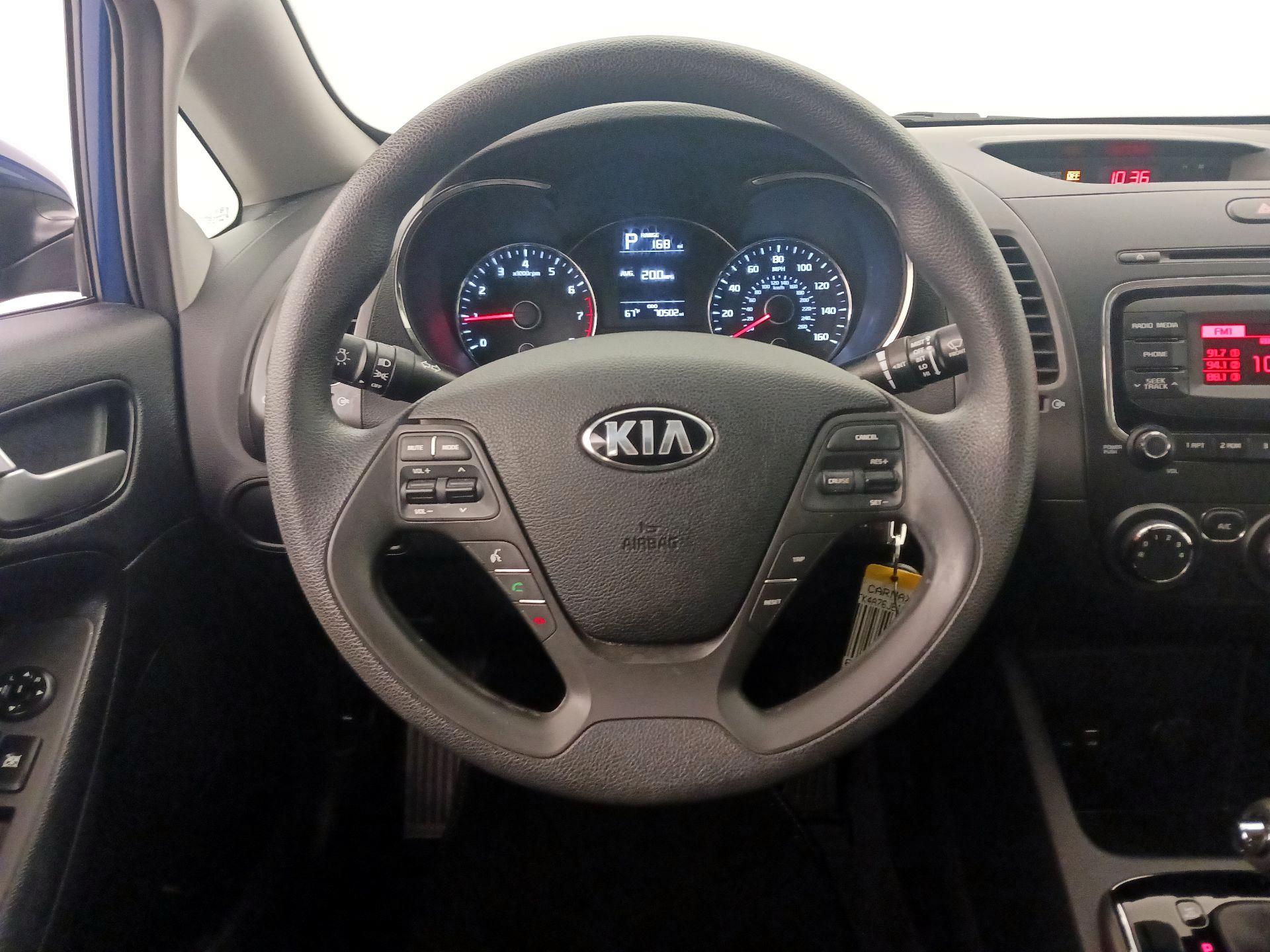 Thumbnail: 2018 Kia Forte - 10