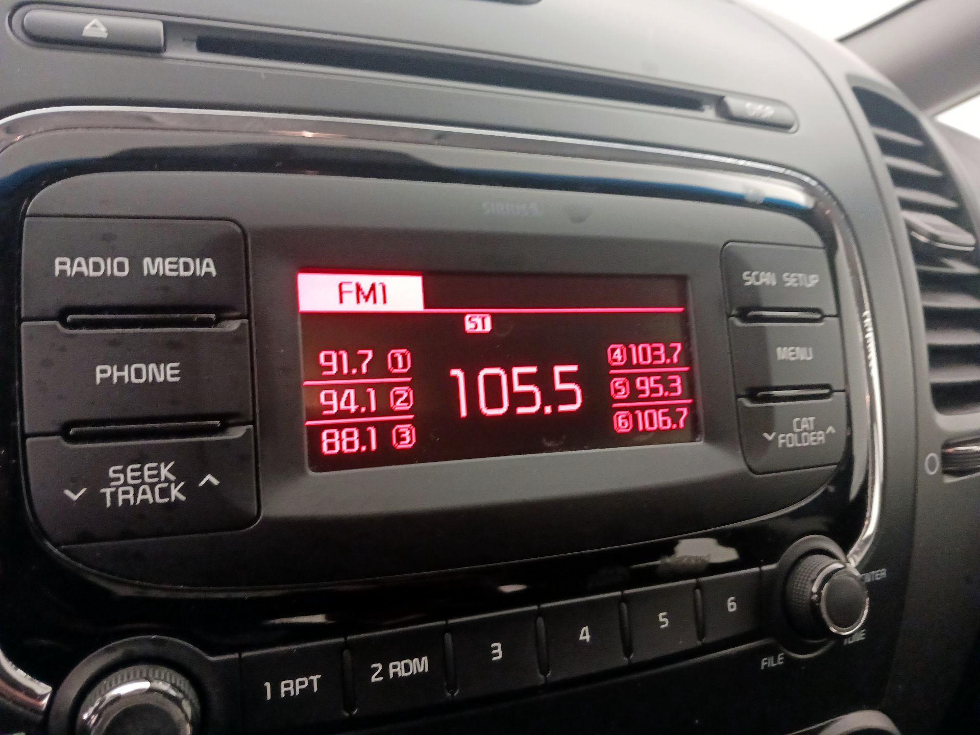 Thumbnail: 2018 Kia Forte - 14