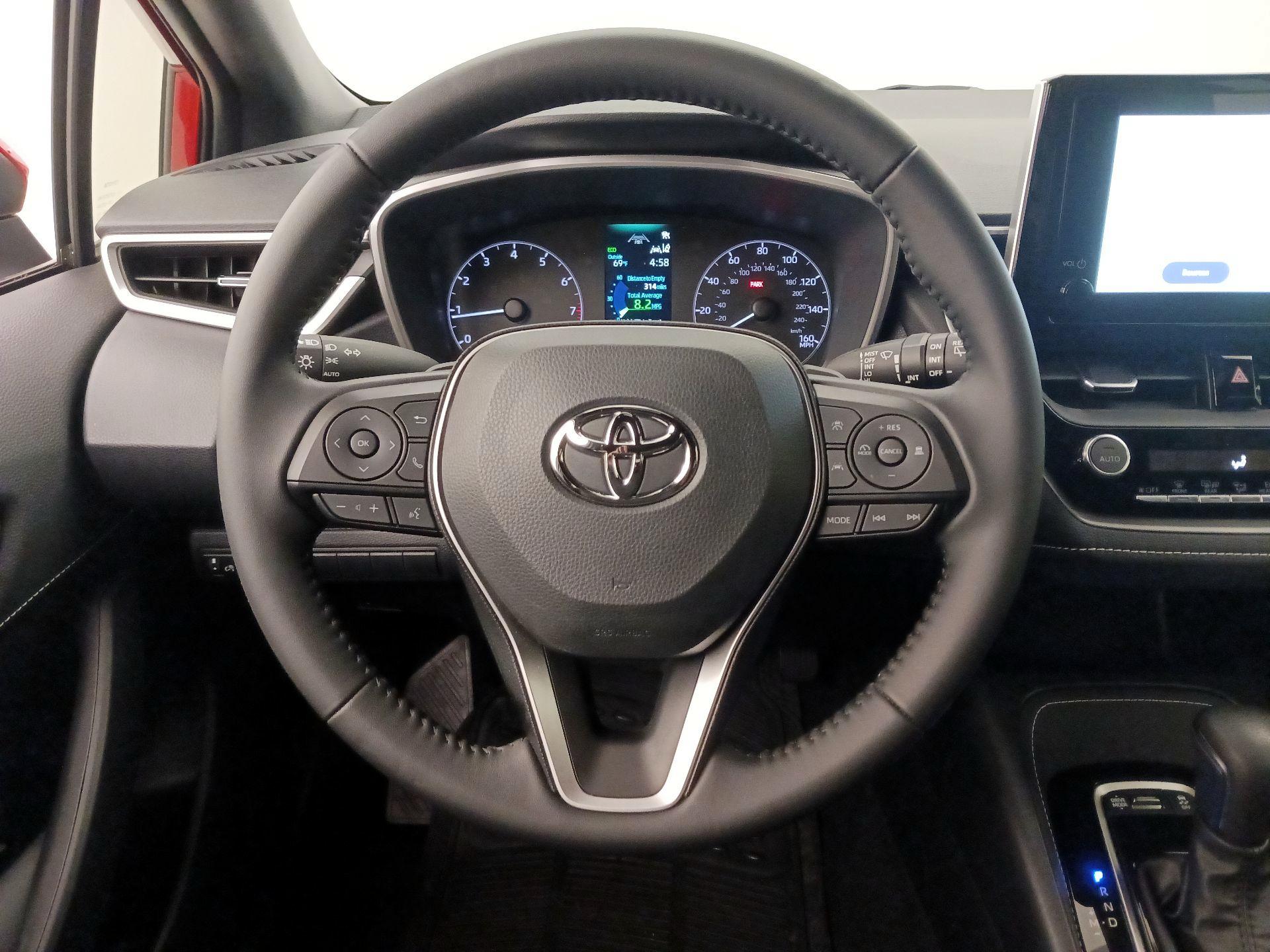 Thumbnail: 2025 Toyota Corolla - 10