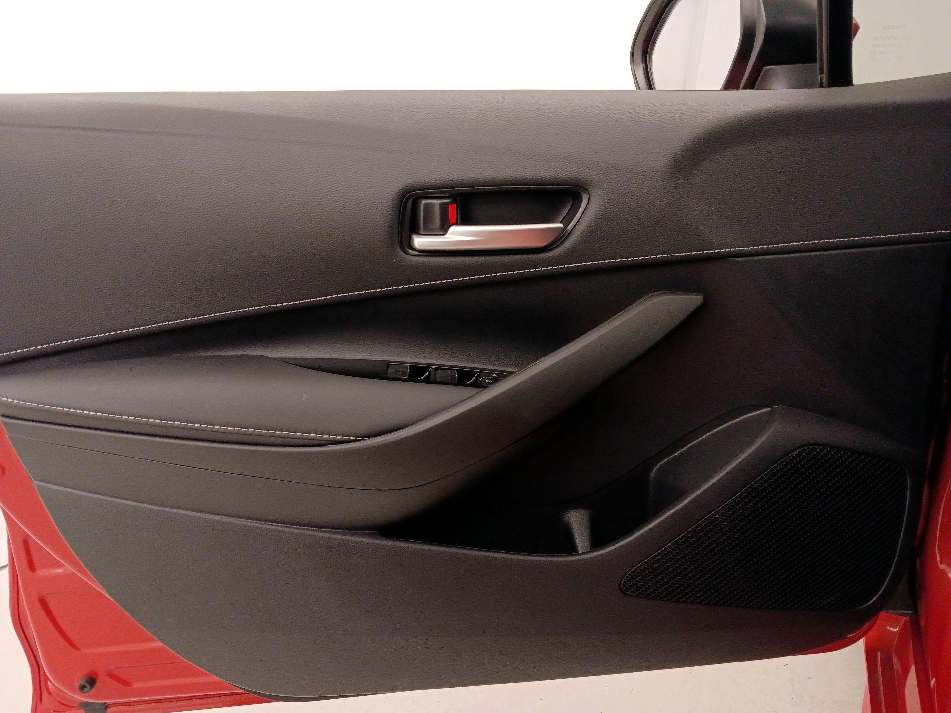 Thumbnail: 2025 Toyota Corolla - 12