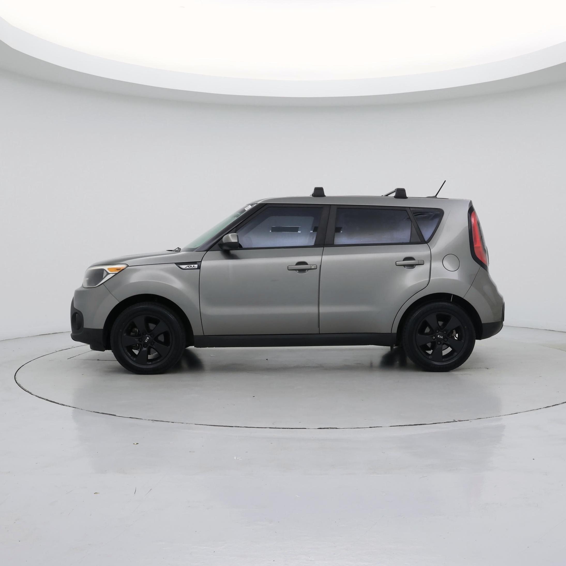 Thumbnail: 2017 Kia Soul - 3
