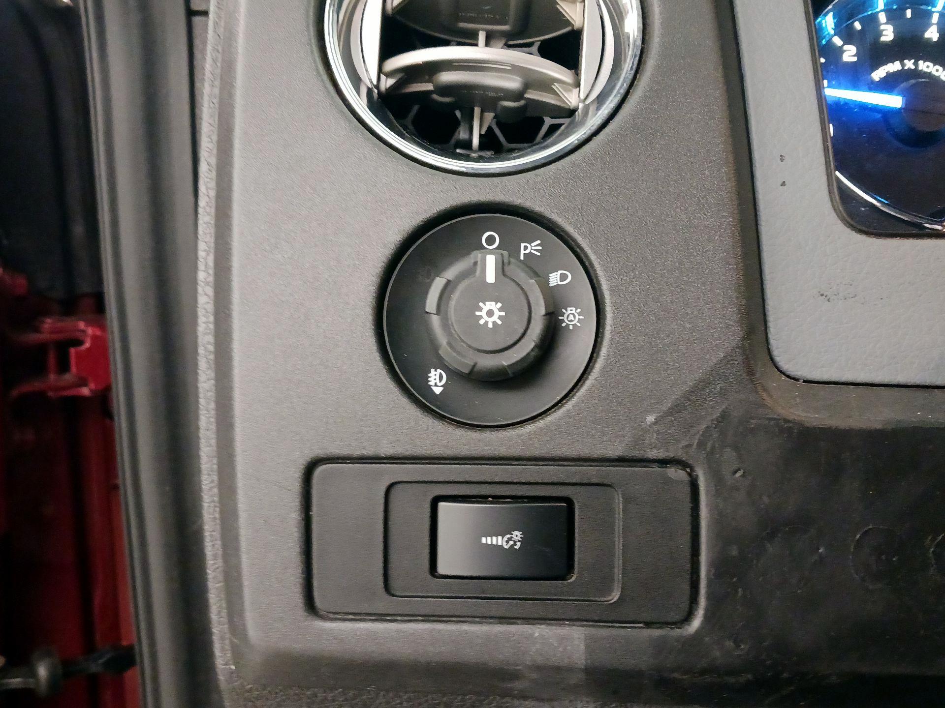 Thumbnail: 2014 Ford F-150 - 13