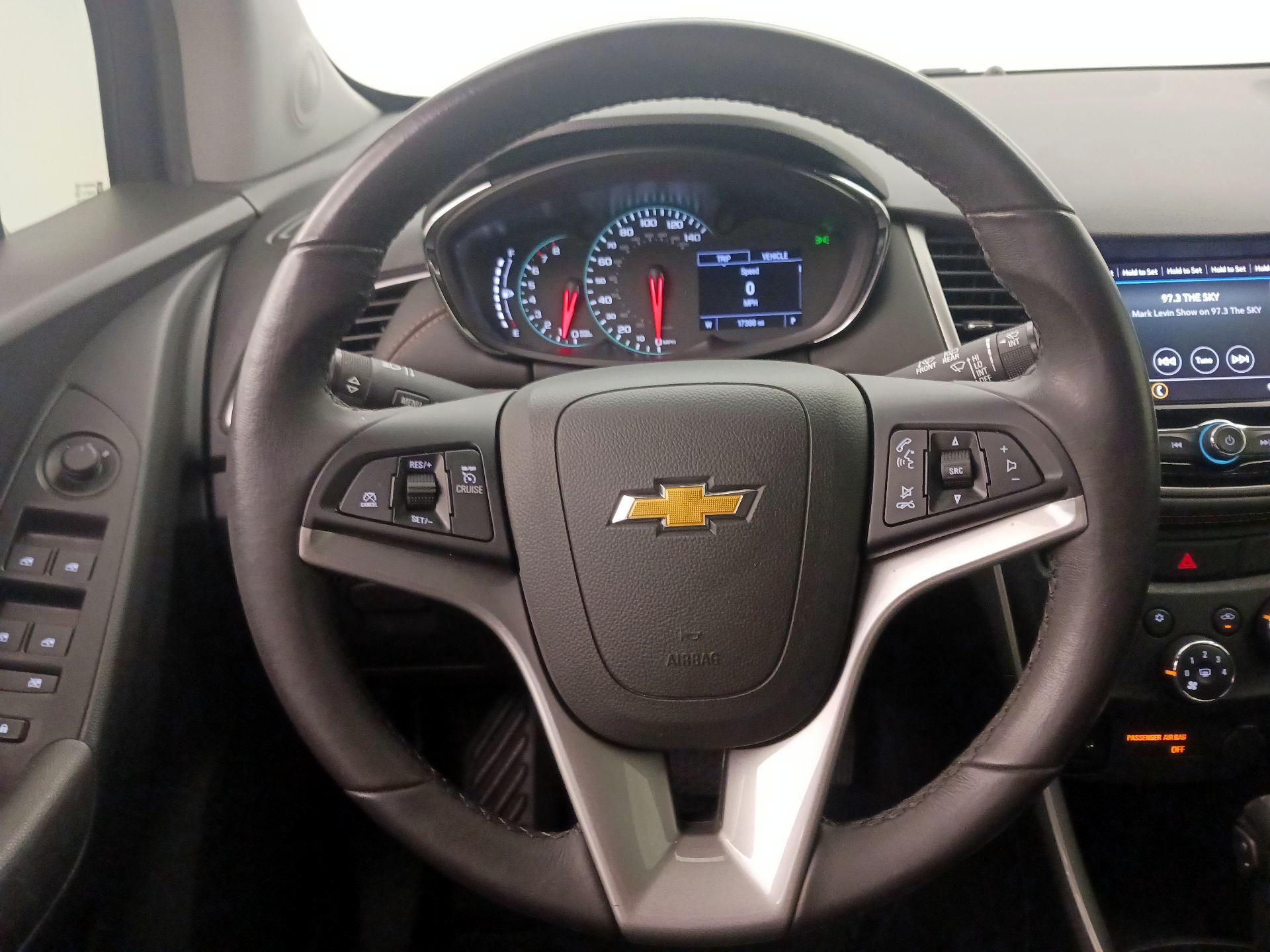 Thumbnail: 2020 Chevrolet Trax - 10