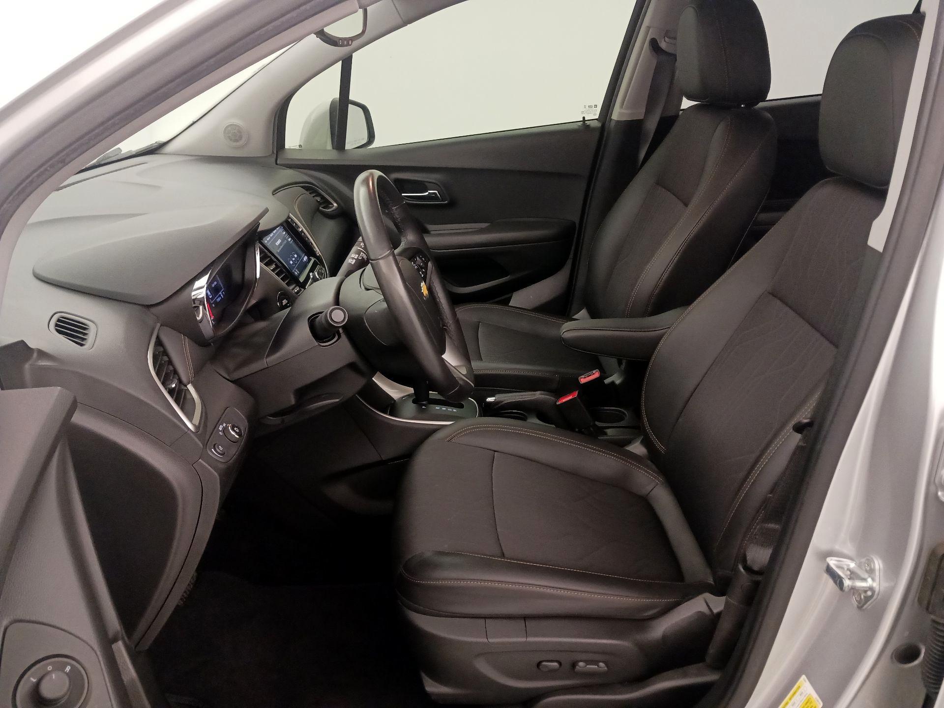 Thumbnail: 2020 Chevrolet Trax - 11