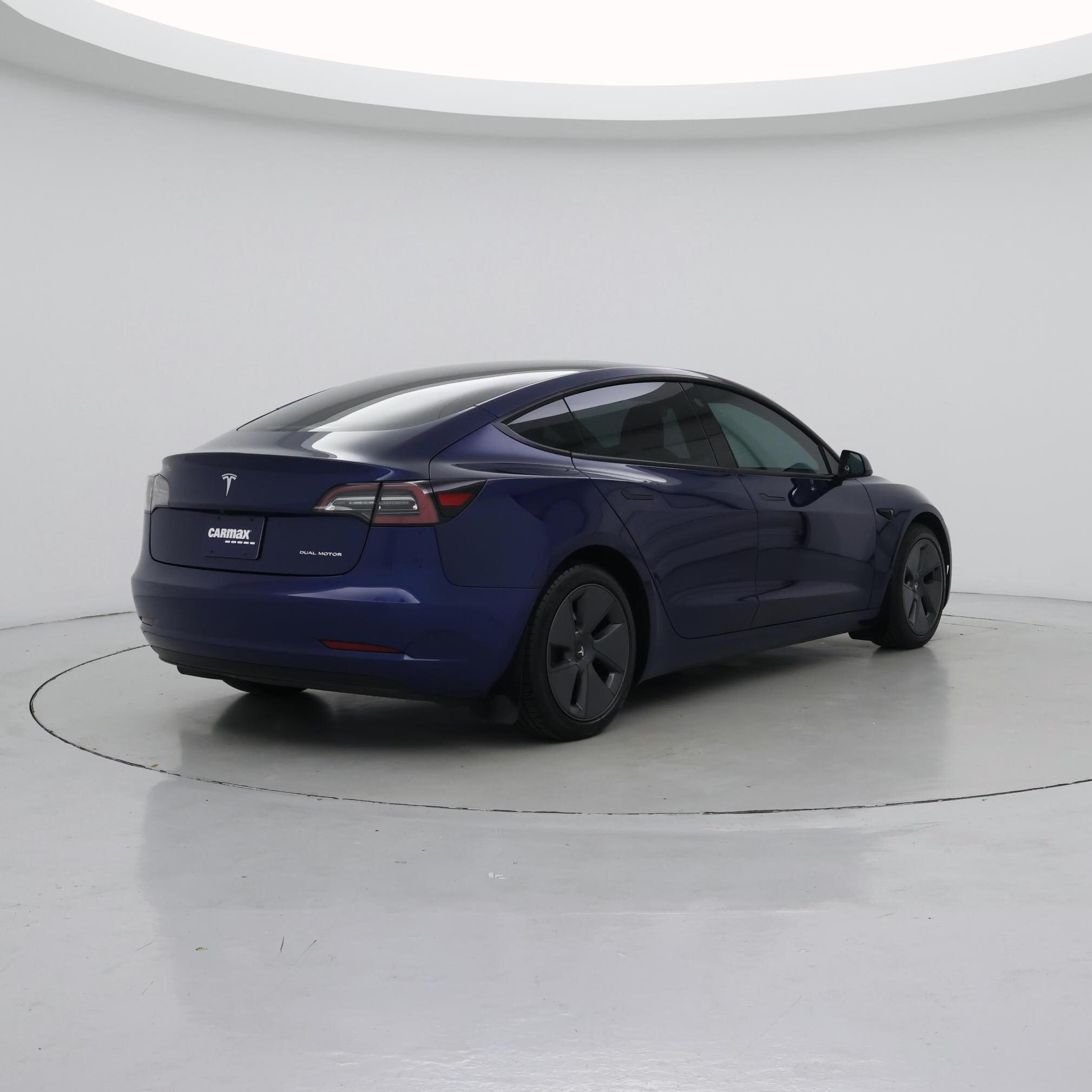 Thumbnail: 2022 Tesla Model 3 - 8