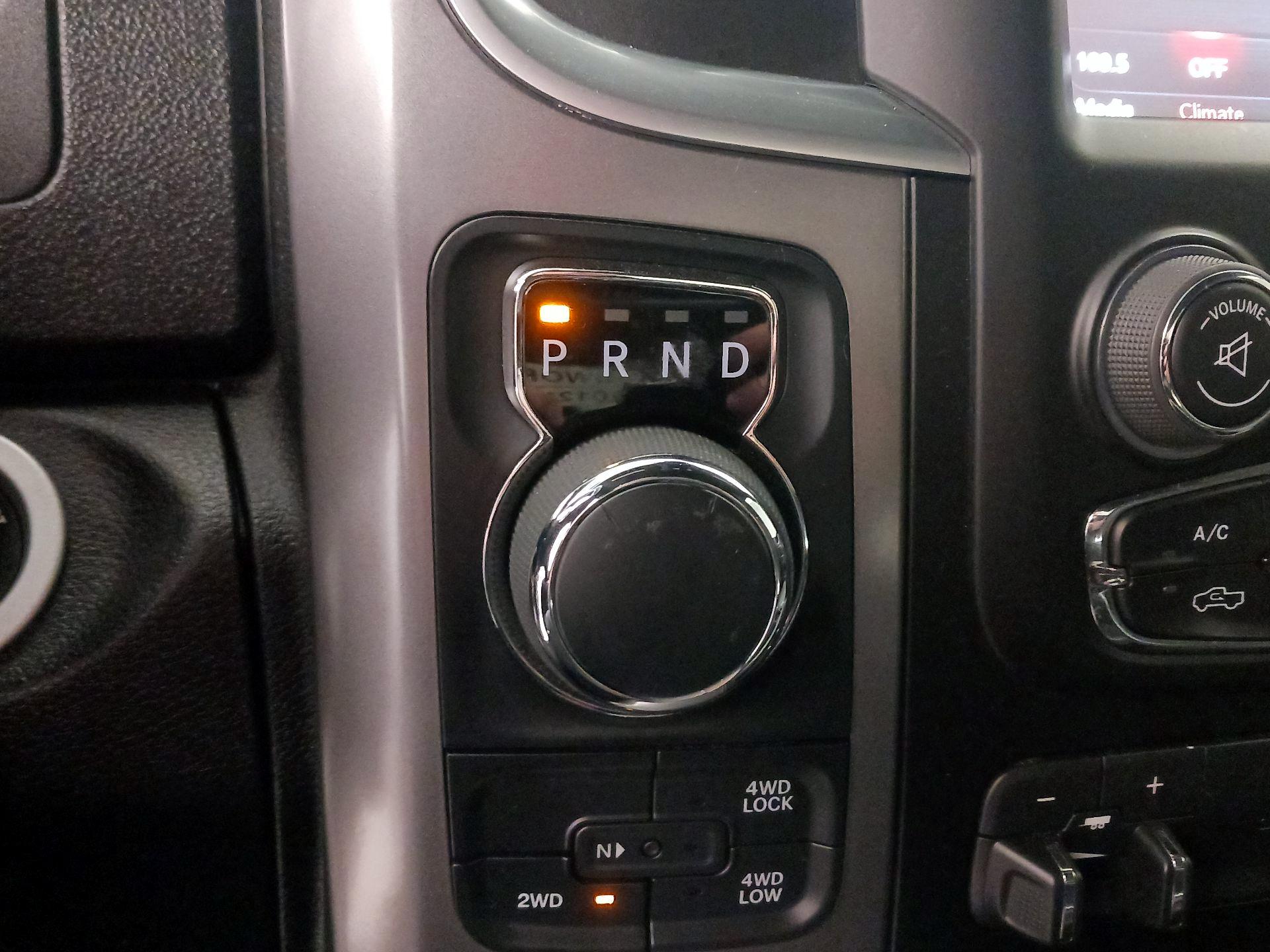 Thumbnail: 2021 RAM 1500 Classic - 17