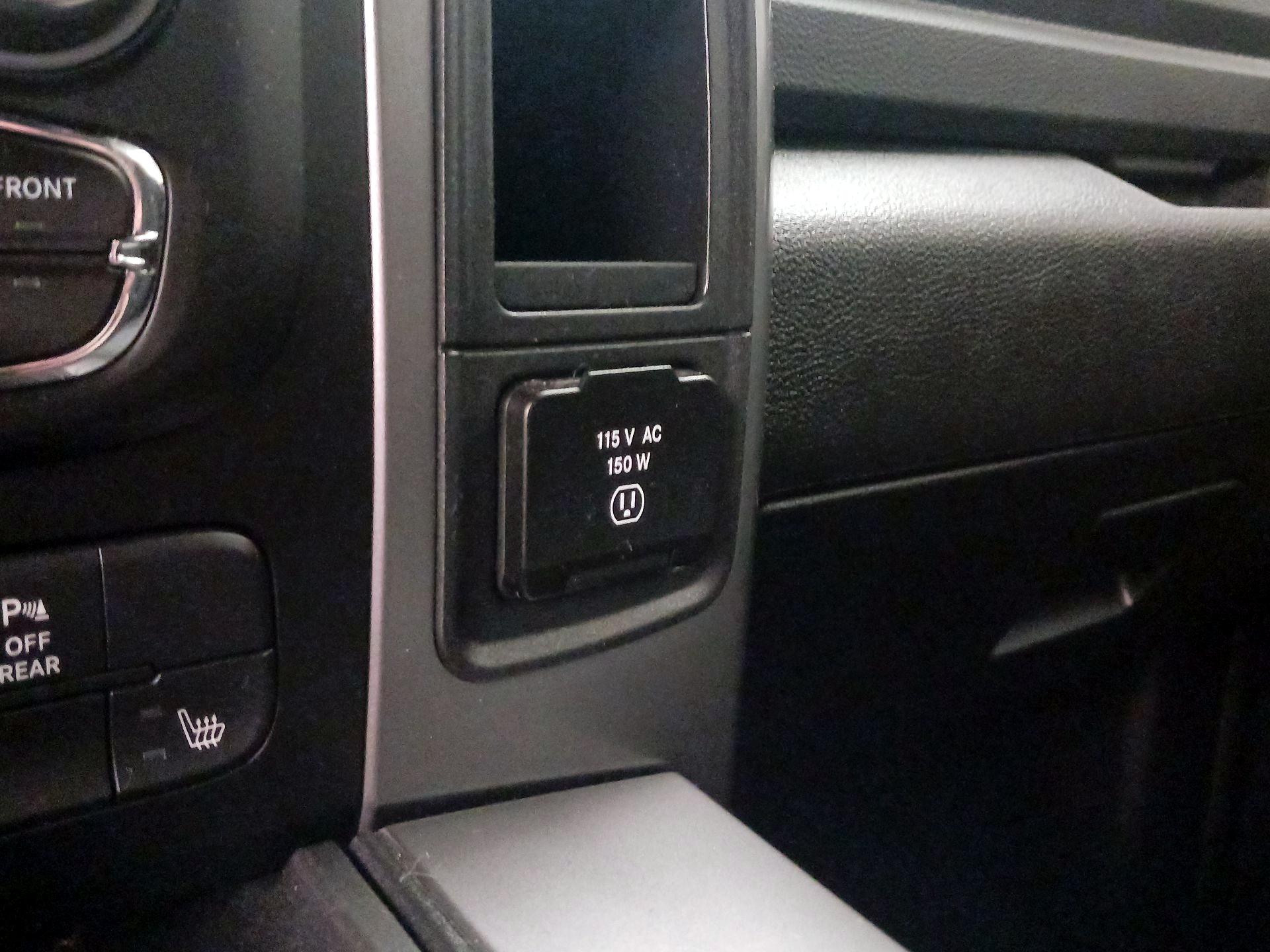 Thumbnail: 2021 RAM 1500 Classic - 18