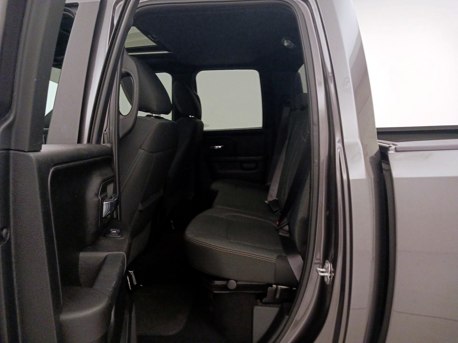 Thumbnail: 2021 RAM 1500 Classic - 20