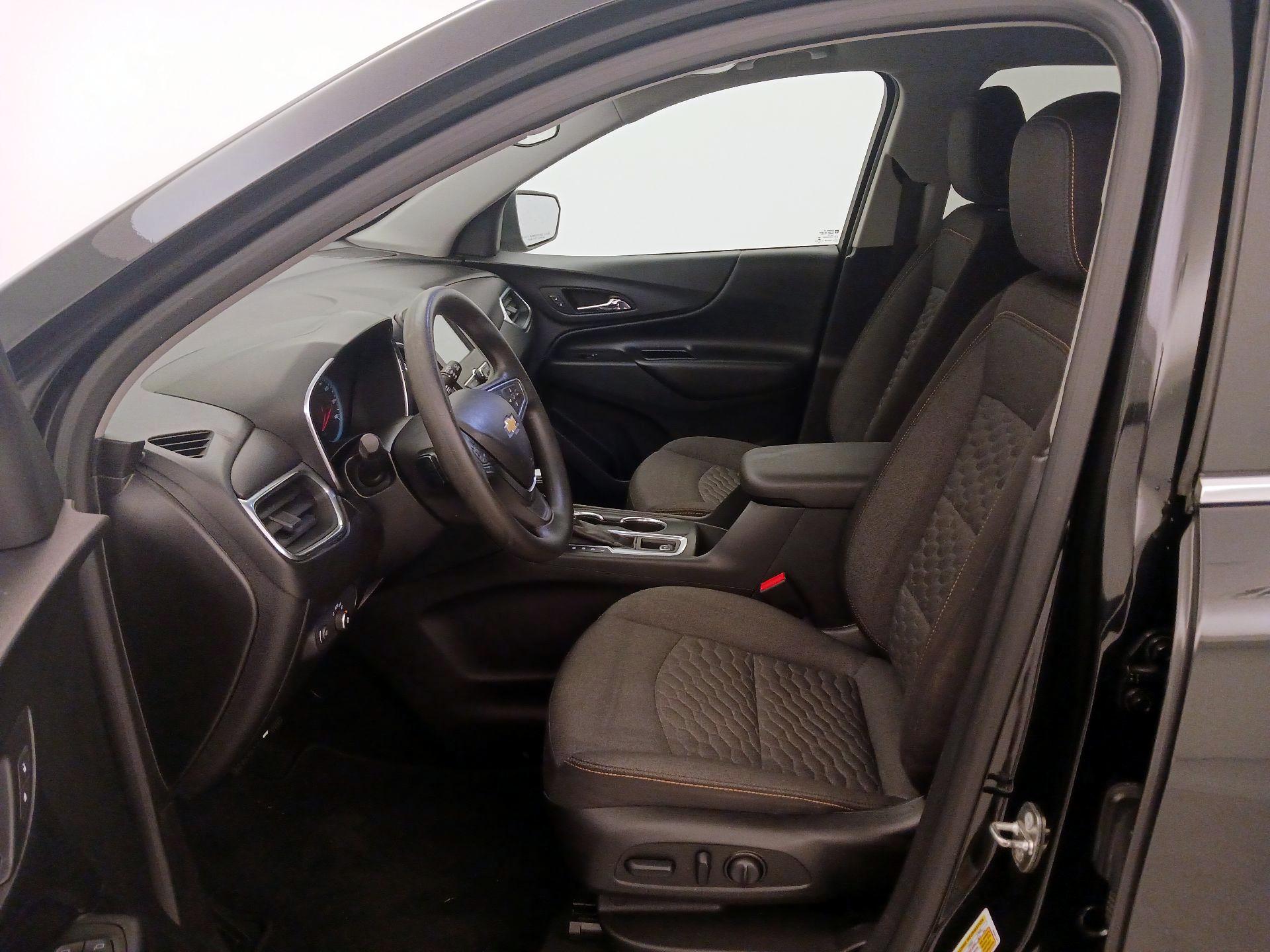 Thumbnail: 2018 Chevrolet Equinox - 11