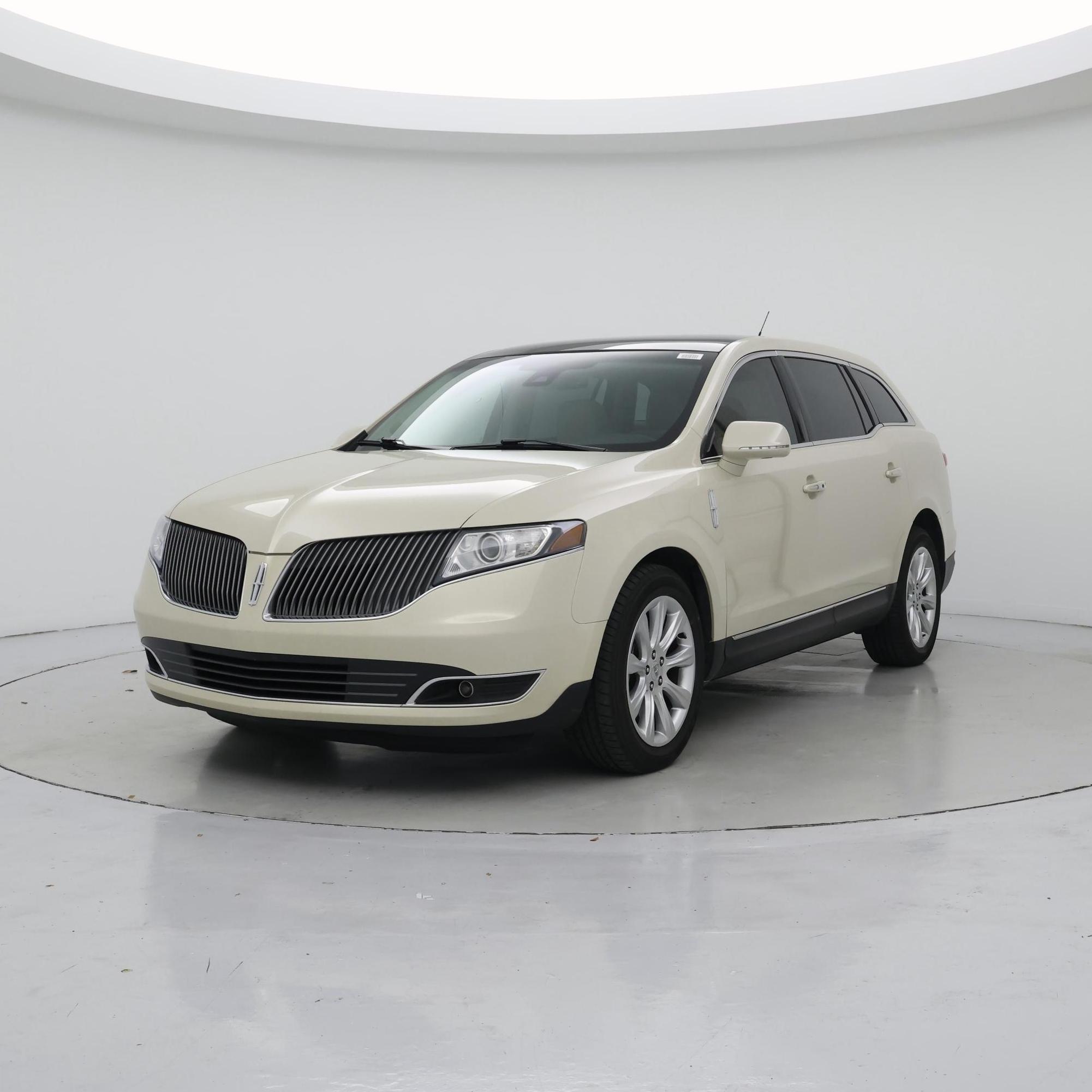 Thumbnail: 2015 Lincoln MKT - 4