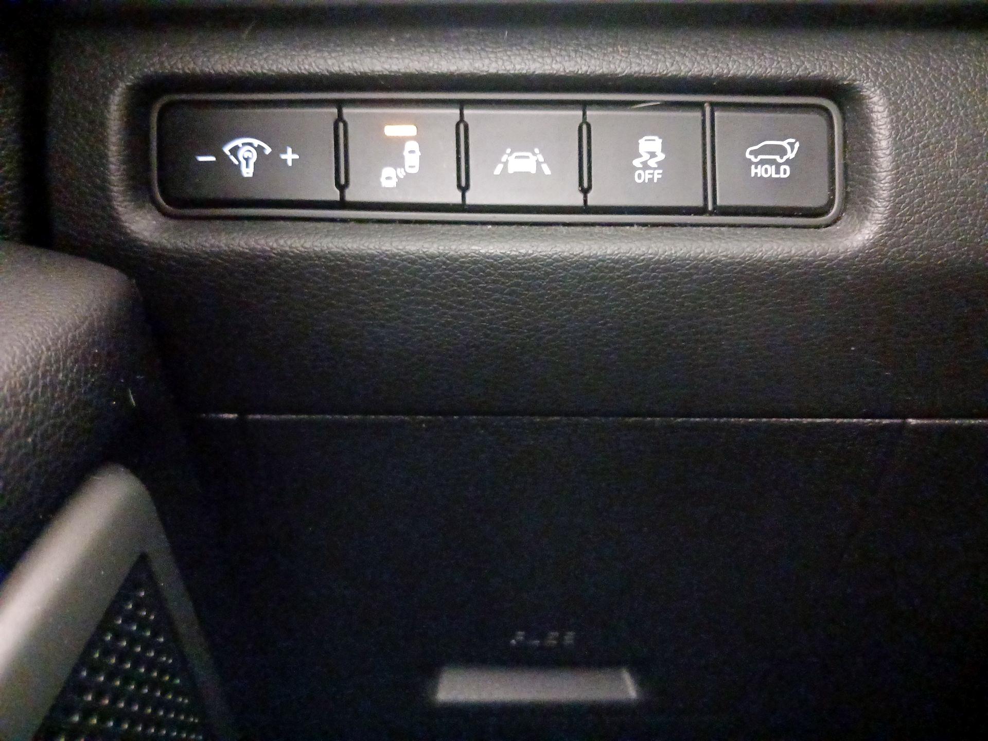 Thumbnail: 2022 Kia Telluride - 13