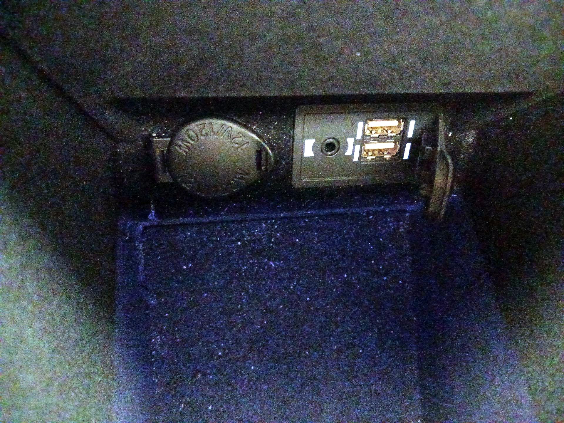 Thumbnail: 2015 Lexus ES - 18