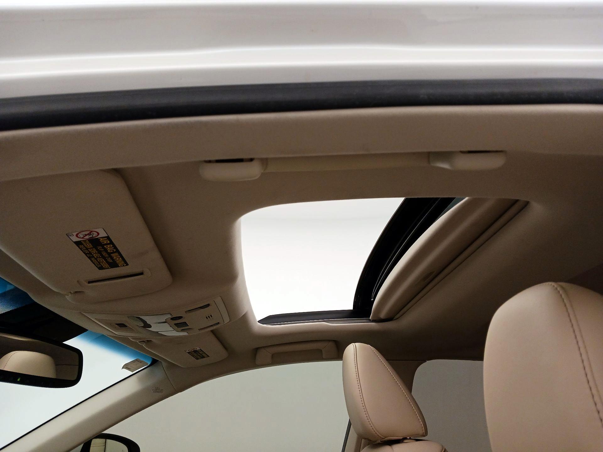 Thumbnail: 2015 Lexus ES - 19