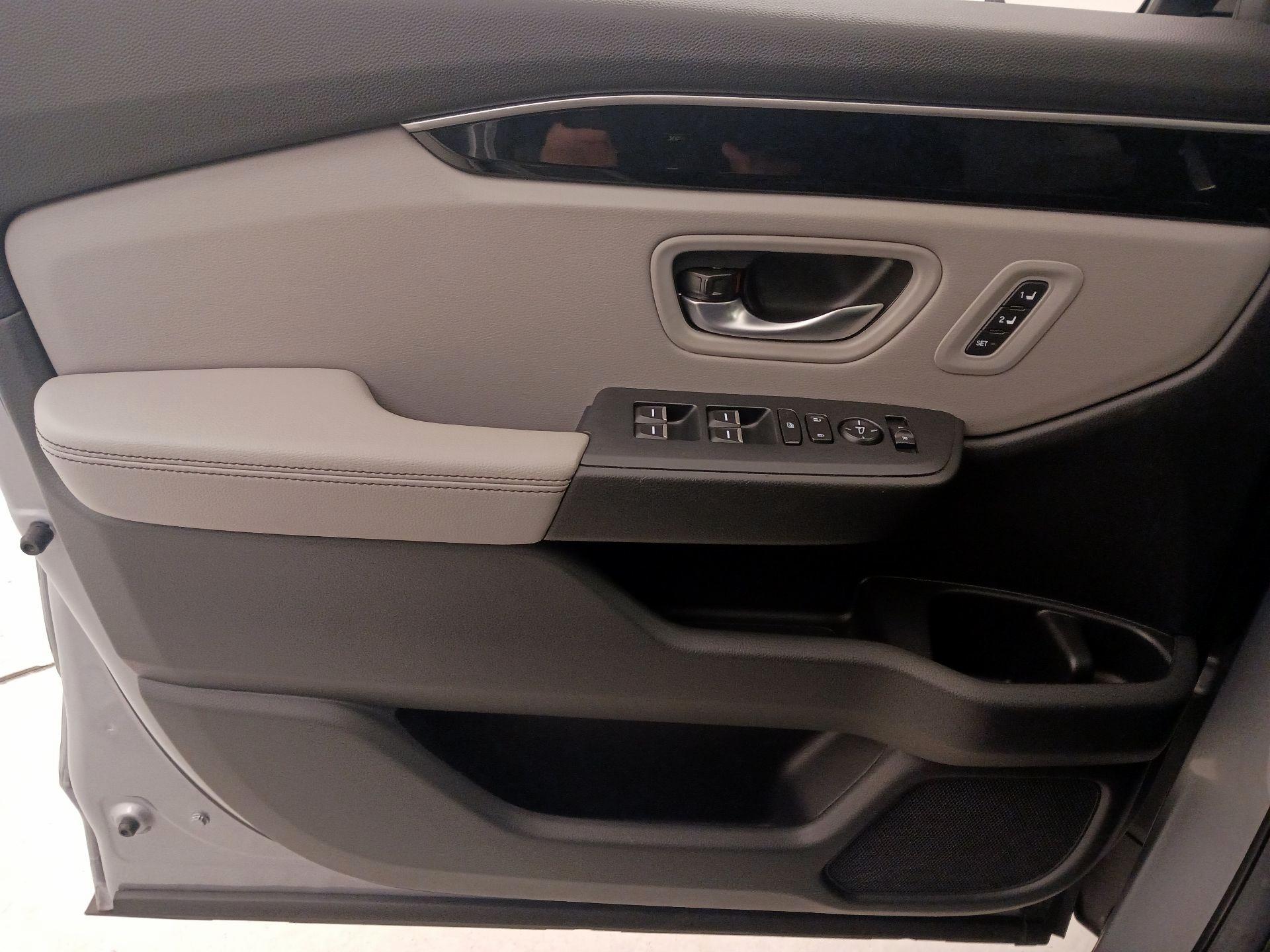 Thumbnail: 2025 Honda Pilot - 12