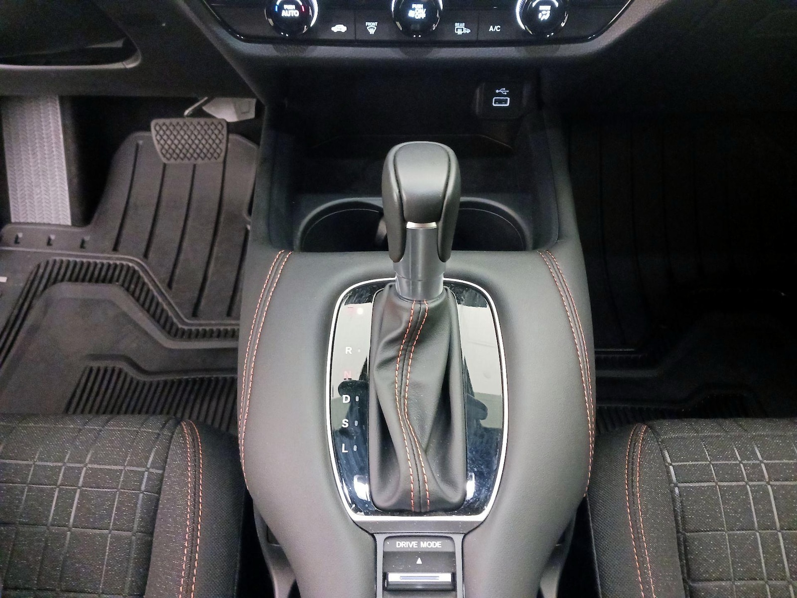 2024 Honda HR-V Sport - Photo 18