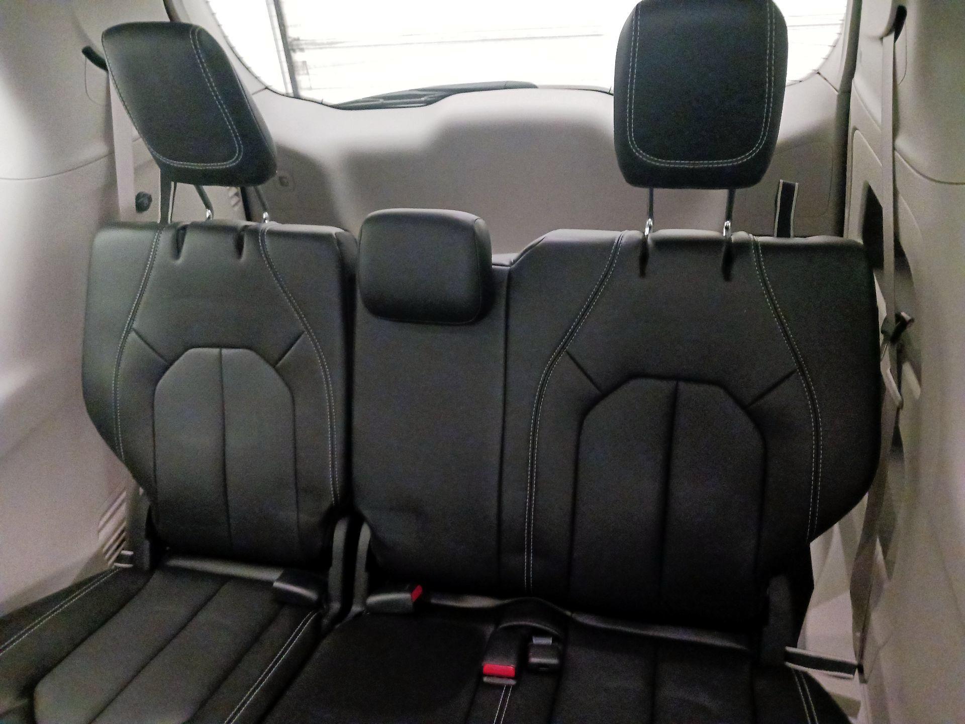 Thumbnail: 2023 Chrysler Pacifica - 20