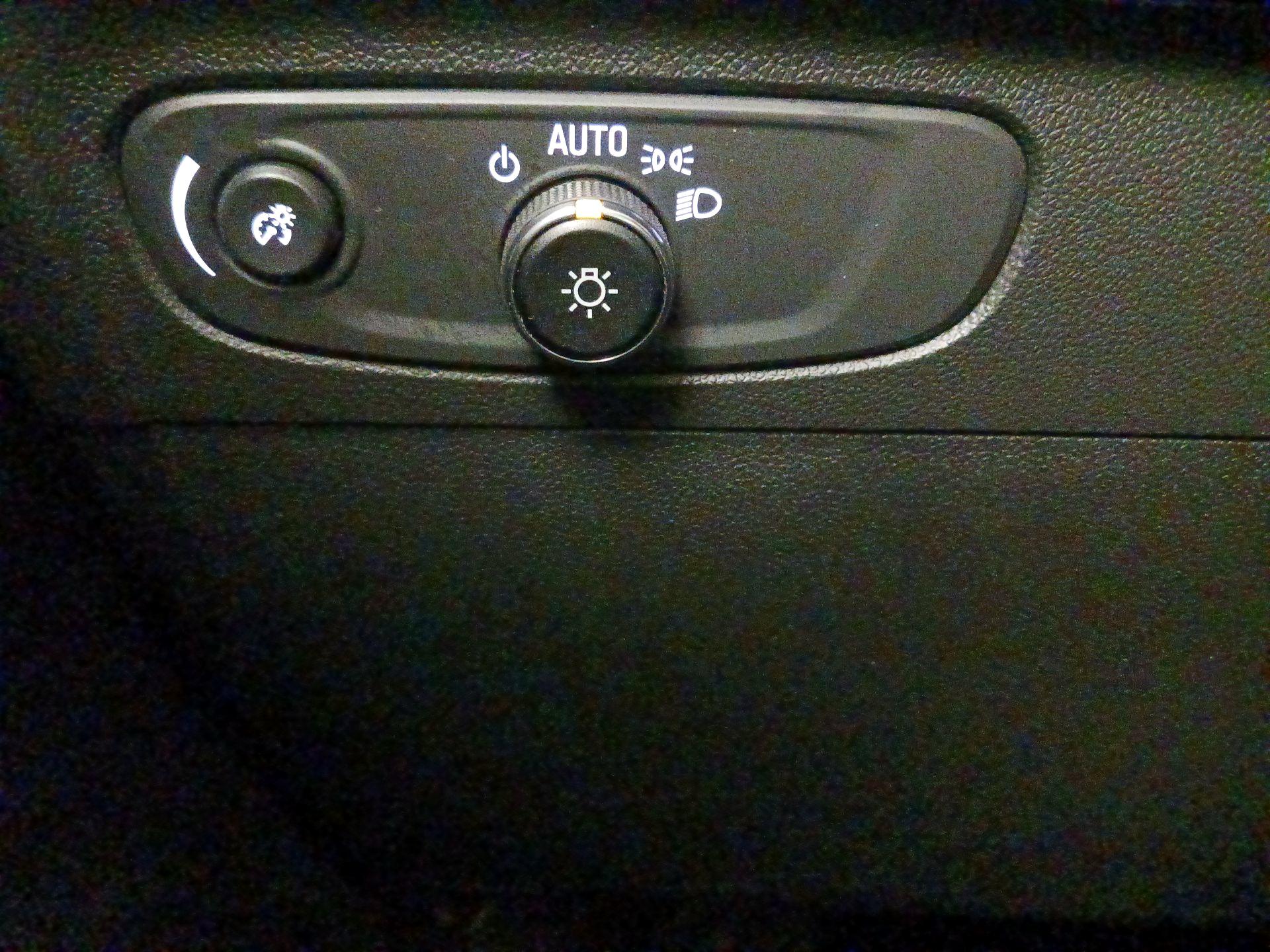 Thumbnail: 2023 Buick Envision - 13