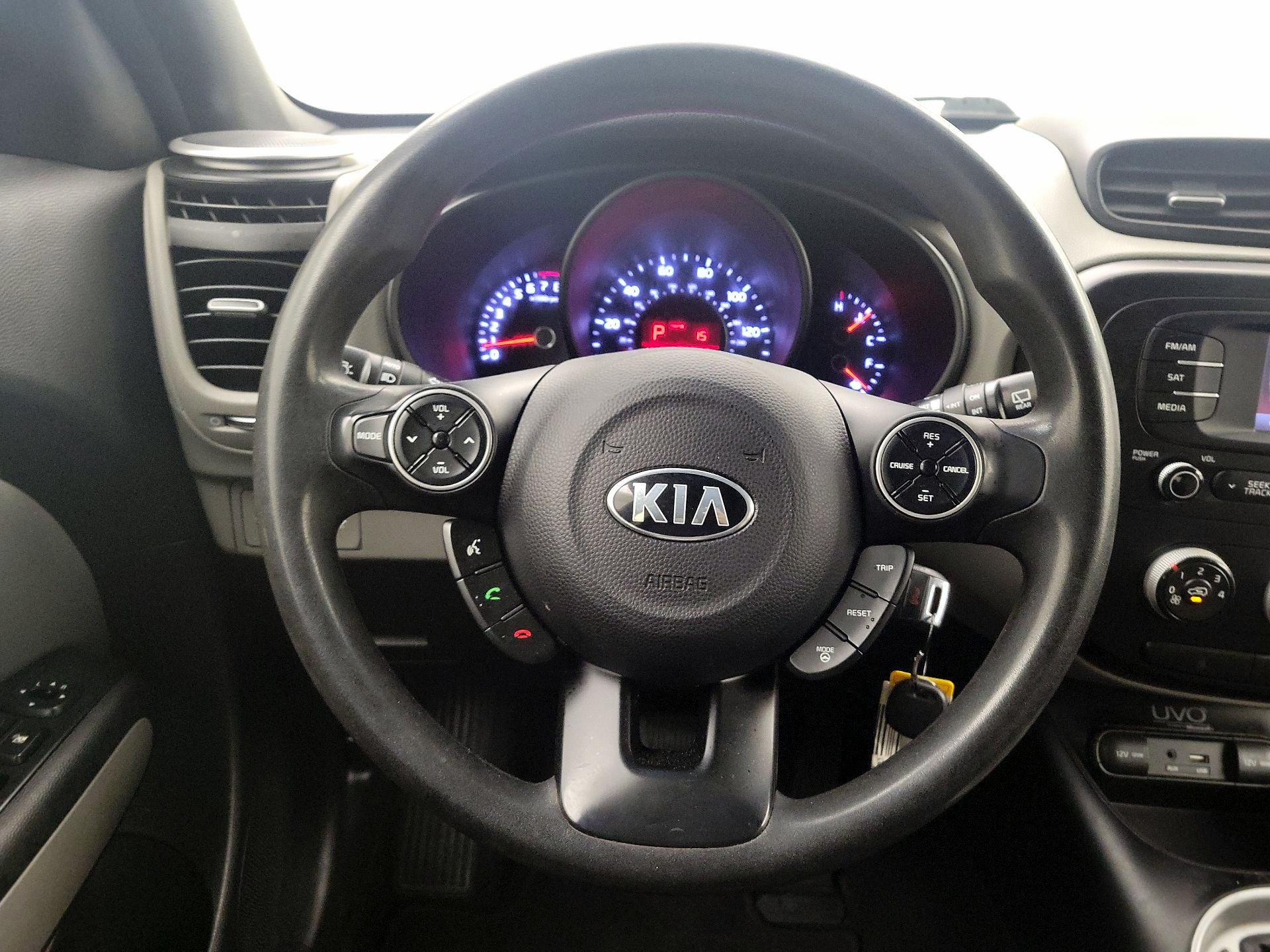 Thumbnail: 2015 Kia Soul - 10
