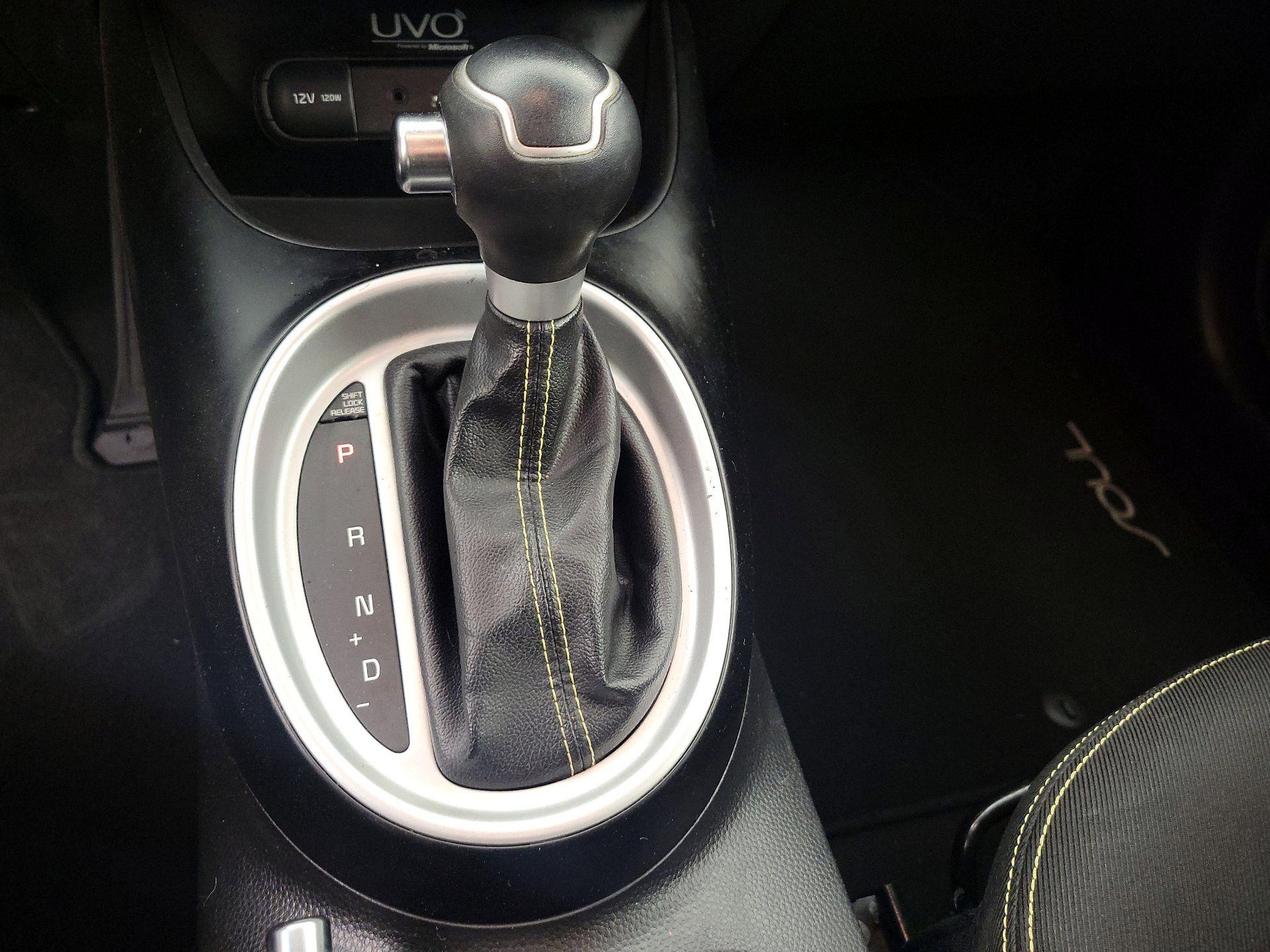 Thumbnail: 2015 Kia Soul - 17