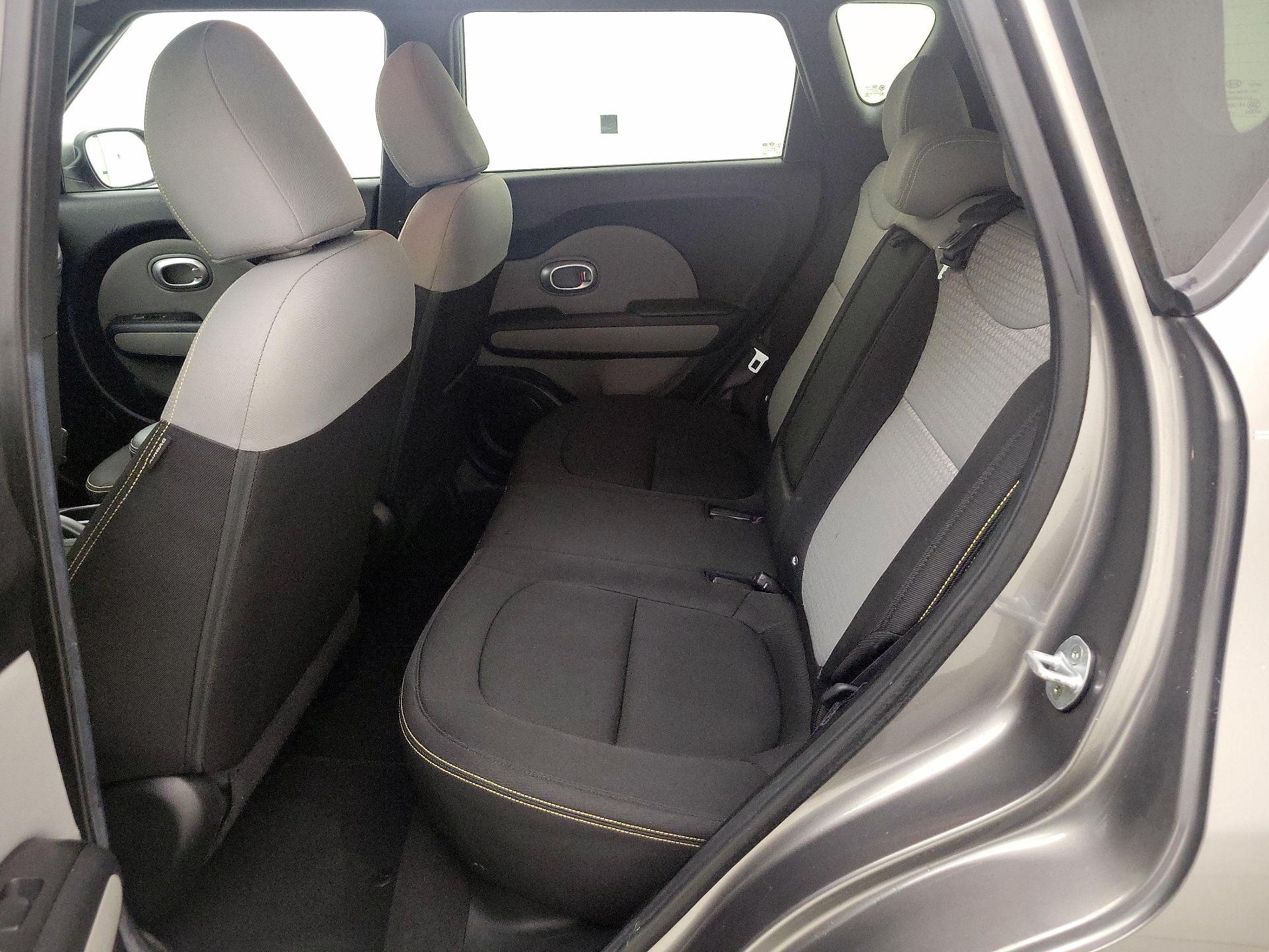 Thumbnail: 2015 Kia Soul - 19