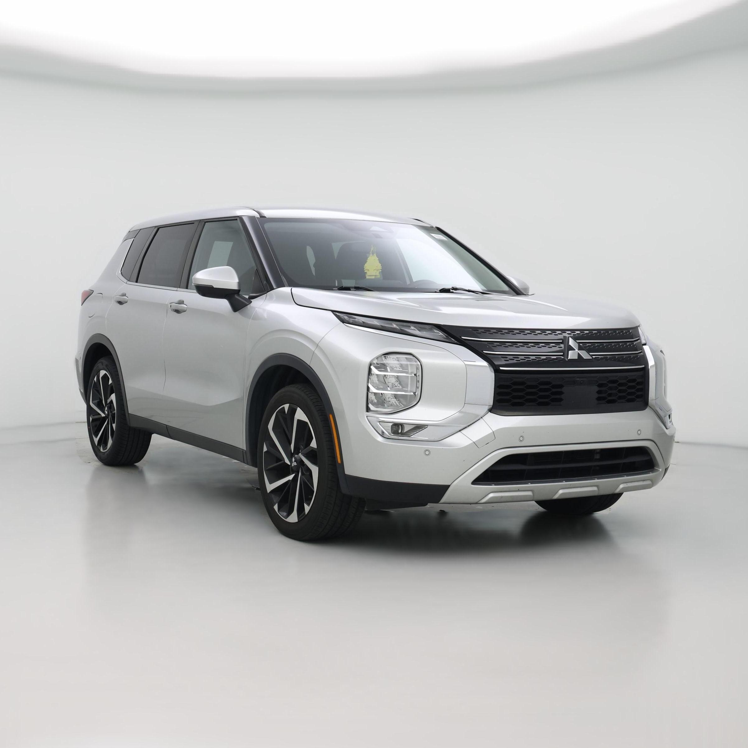 Thumbnail: 2022 Mitsubishi Outlander - 1