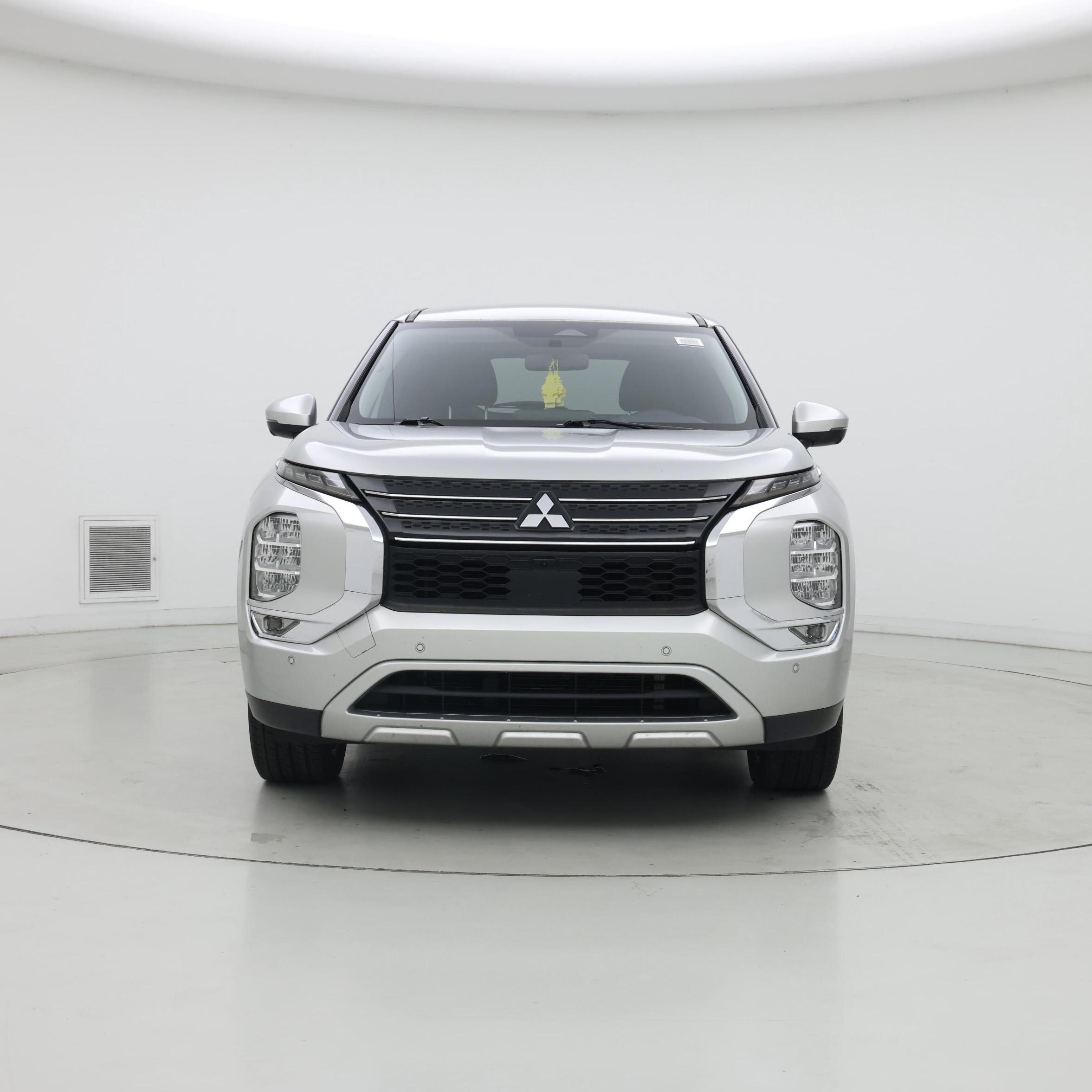 Thumbnail: 2022 Mitsubishi Outlander - 5