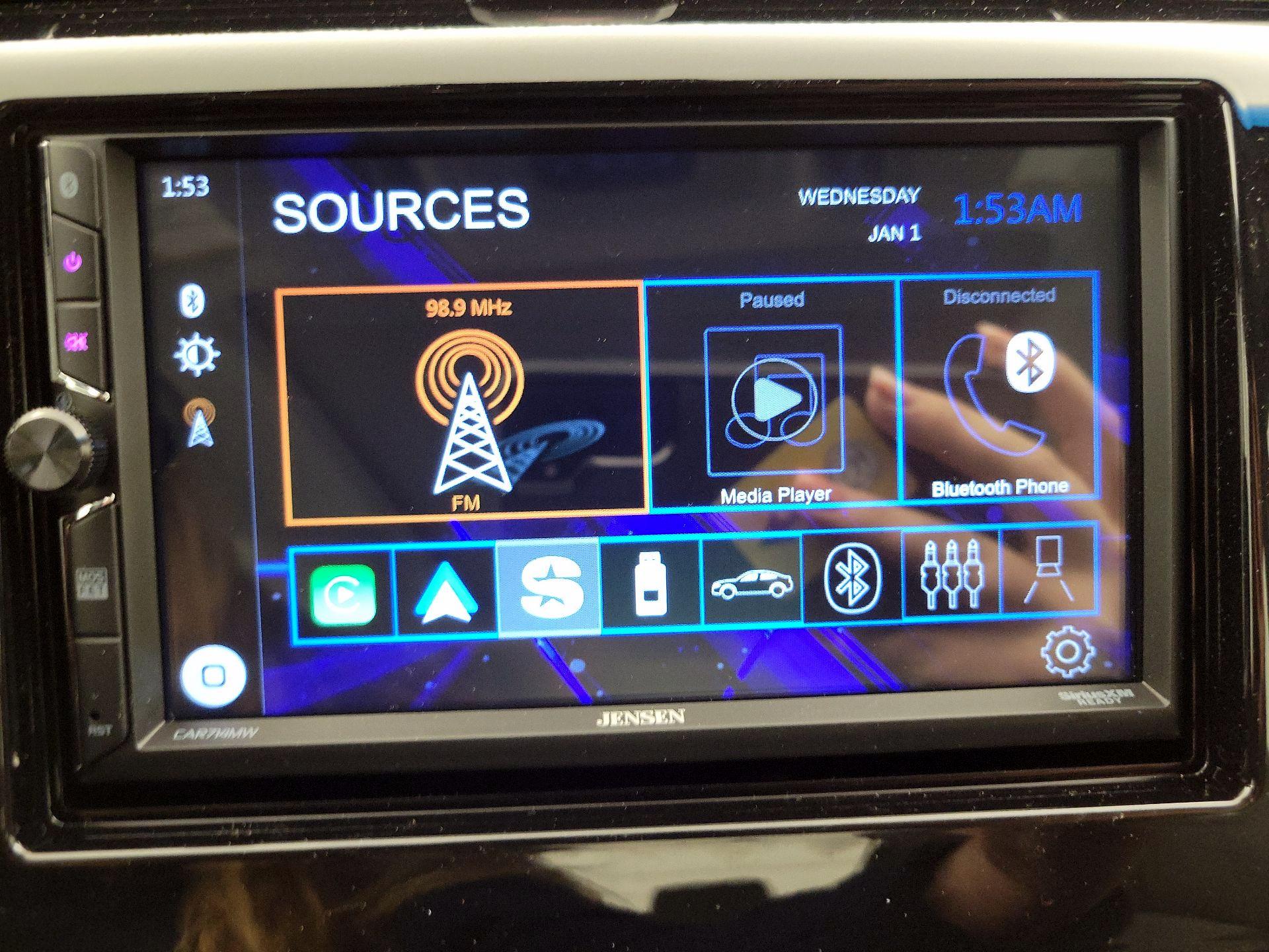 Thumbnail: 2018 Toyota Camry - 15
