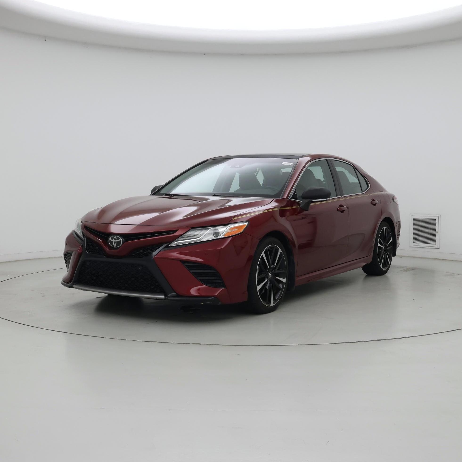 Thumbnail: 2018 Toyota Camry - 4