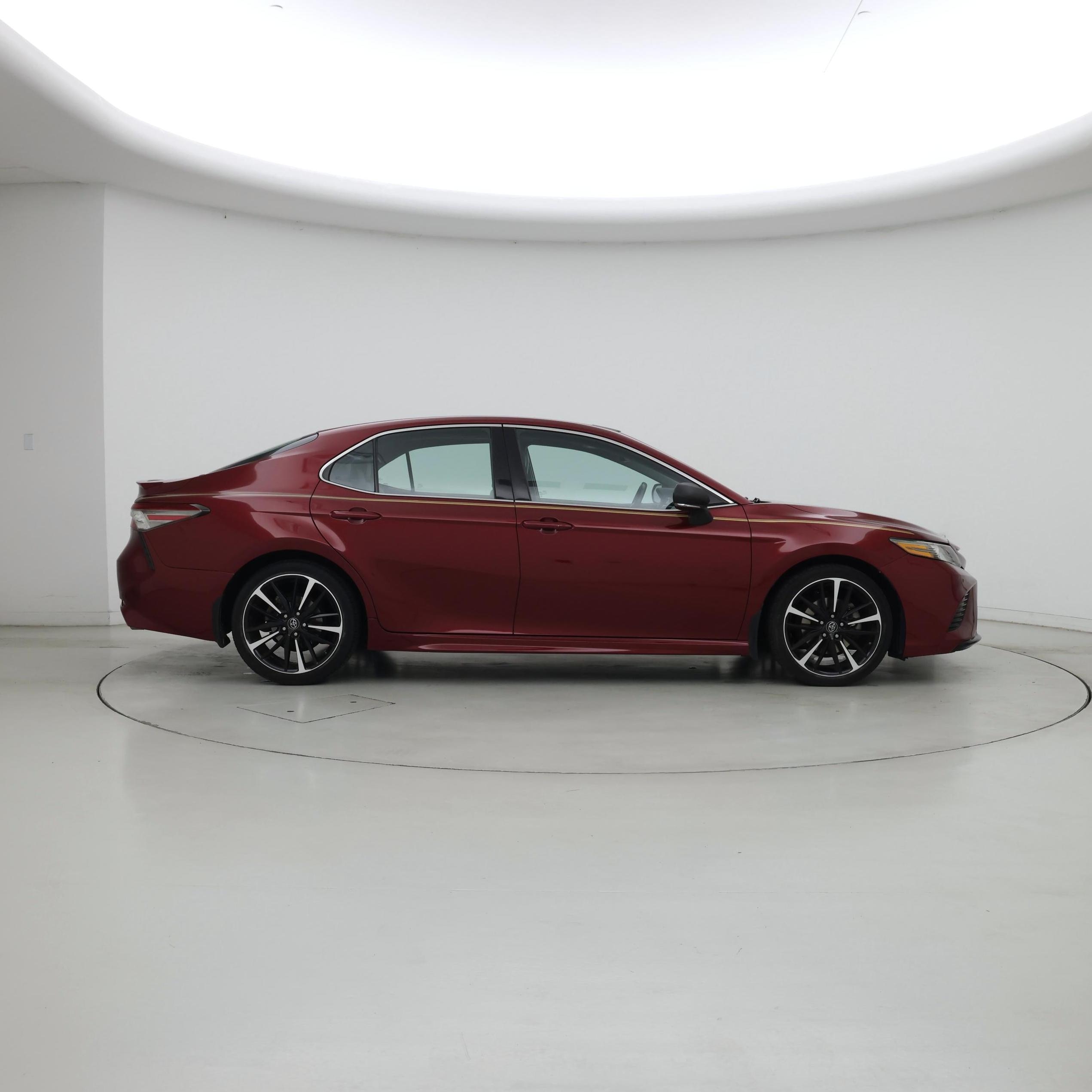 Thumbnail: 2018 Toyota Camry - 7