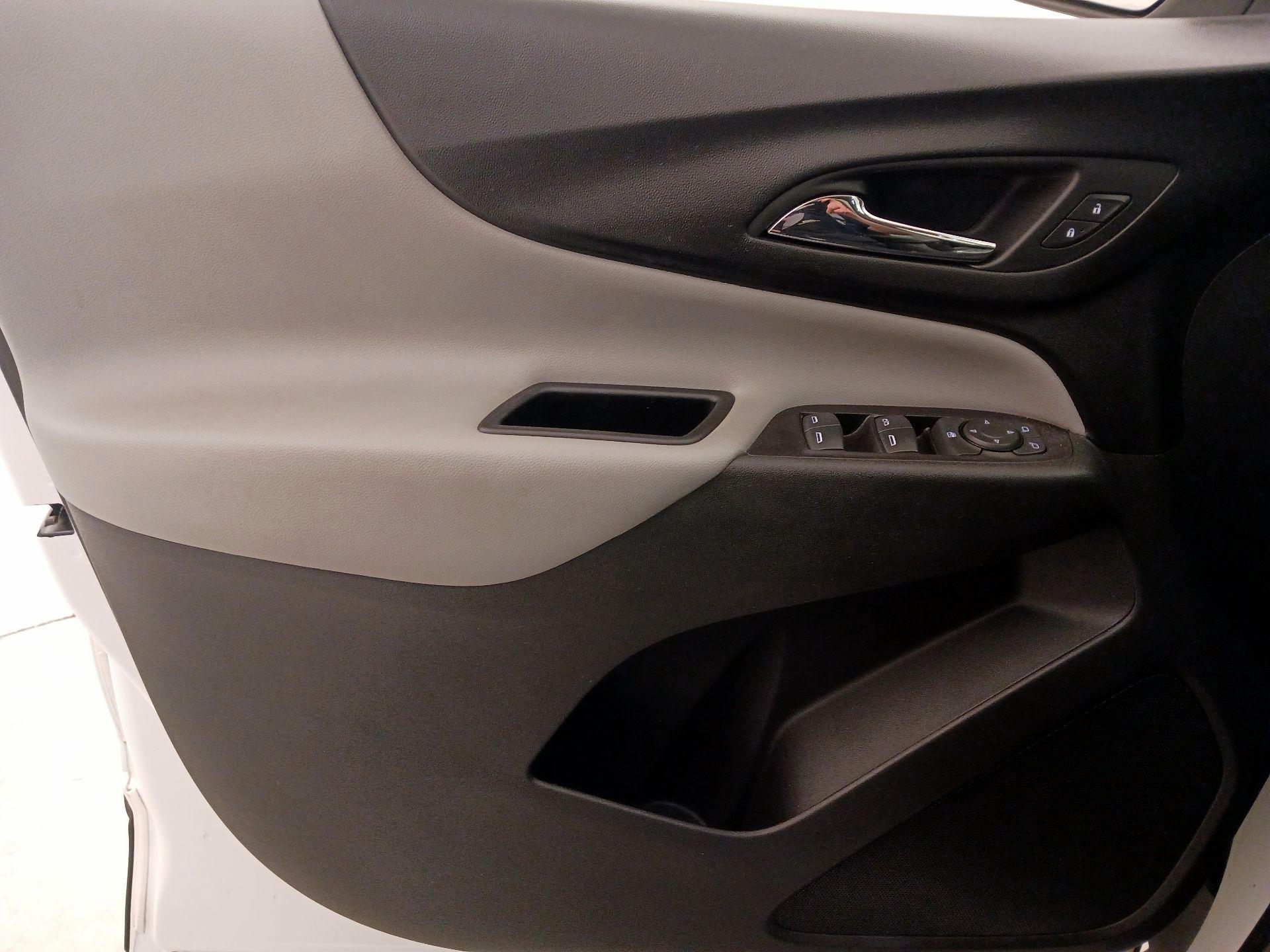 Thumbnail: 2020 Chevrolet Equinox - 12