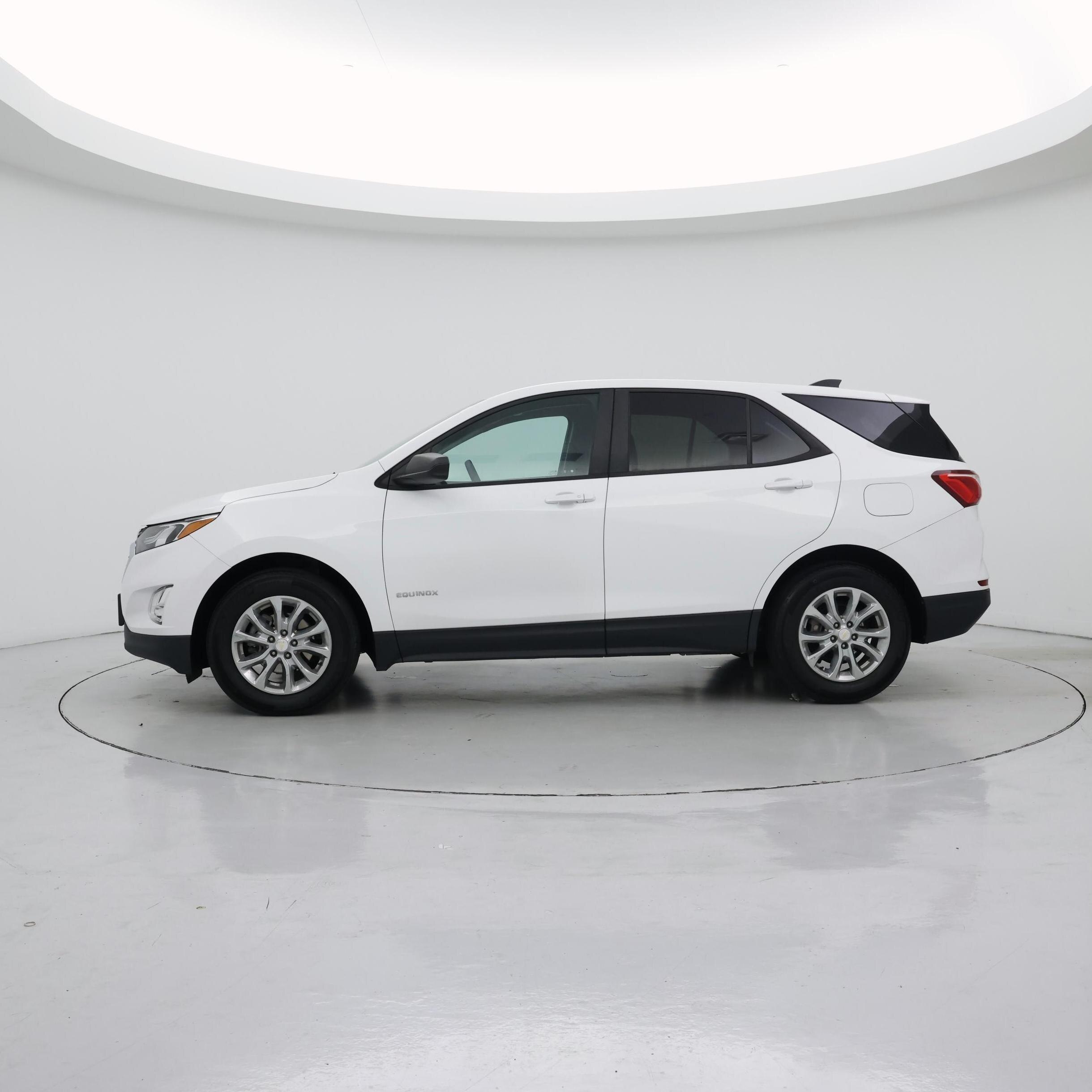 Thumbnail: 2020 Chevrolet Equinox - 3