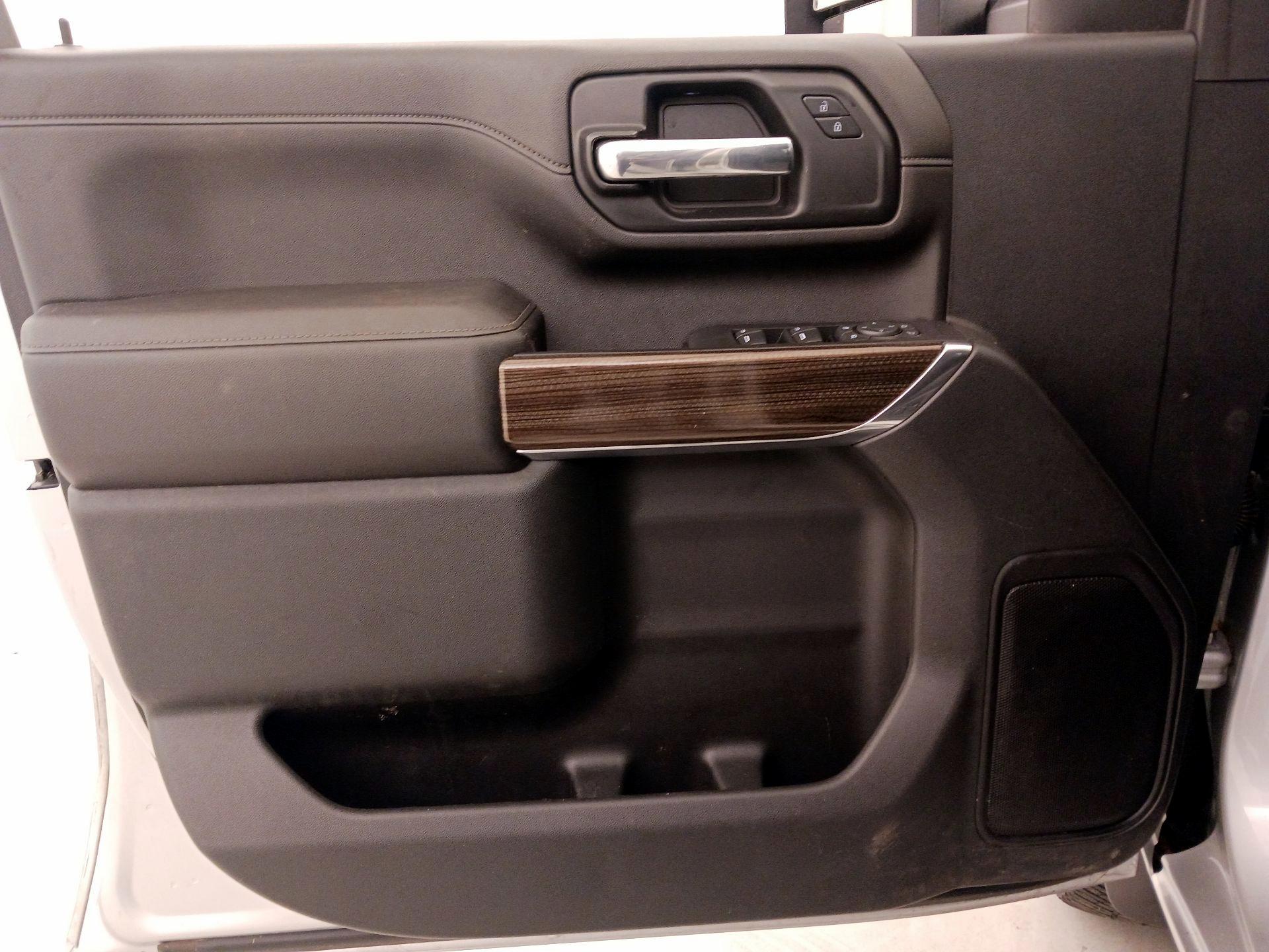 Thumbnail: 2020 Chevrolet Silverado 2500 - 12